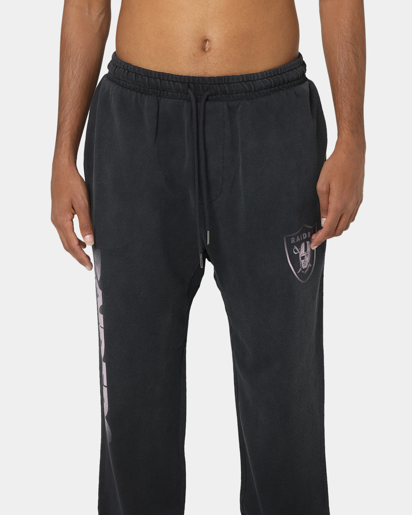 Majestic Athletic Las Vegas Raiders Solarised Contrast Logo Track Pants Faded Black - Image 3
