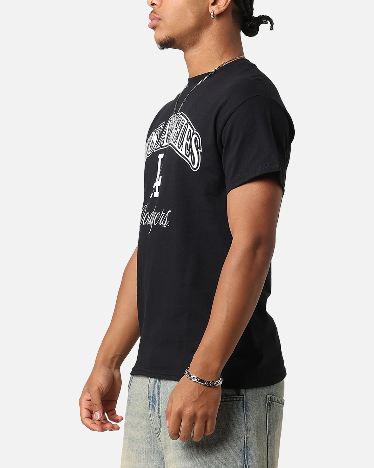 Majestic Athletic Los Angeles Dodgers Blecker Team Arch T-Shirt Black - Image 5