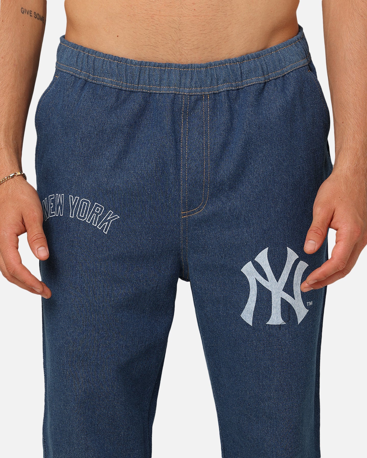 Majestic Athletic New York Yankees Etched Denim Jeans Washed Blue Denim - Image 7