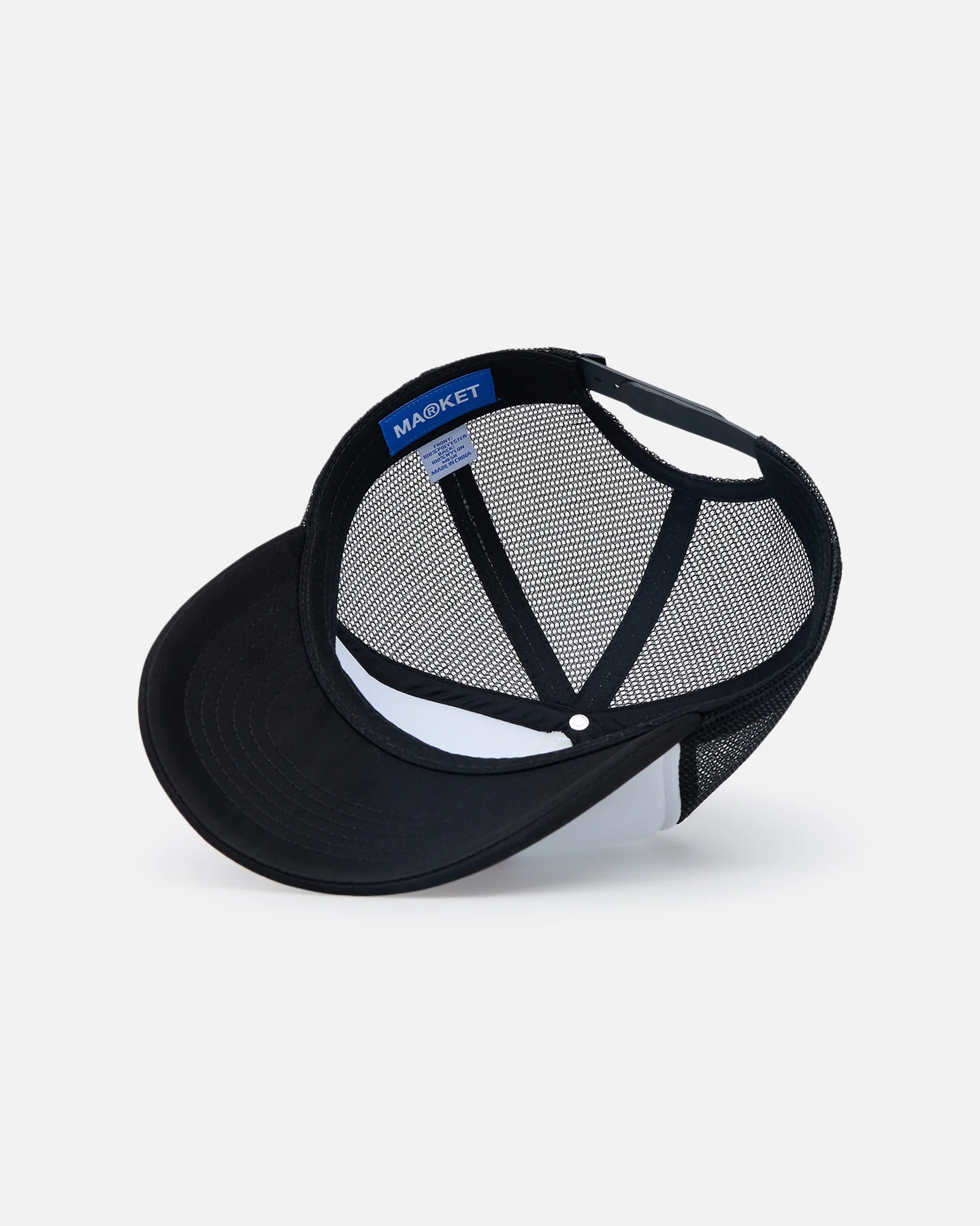 Market Patched Trucker Snapback White/Black - Image 6