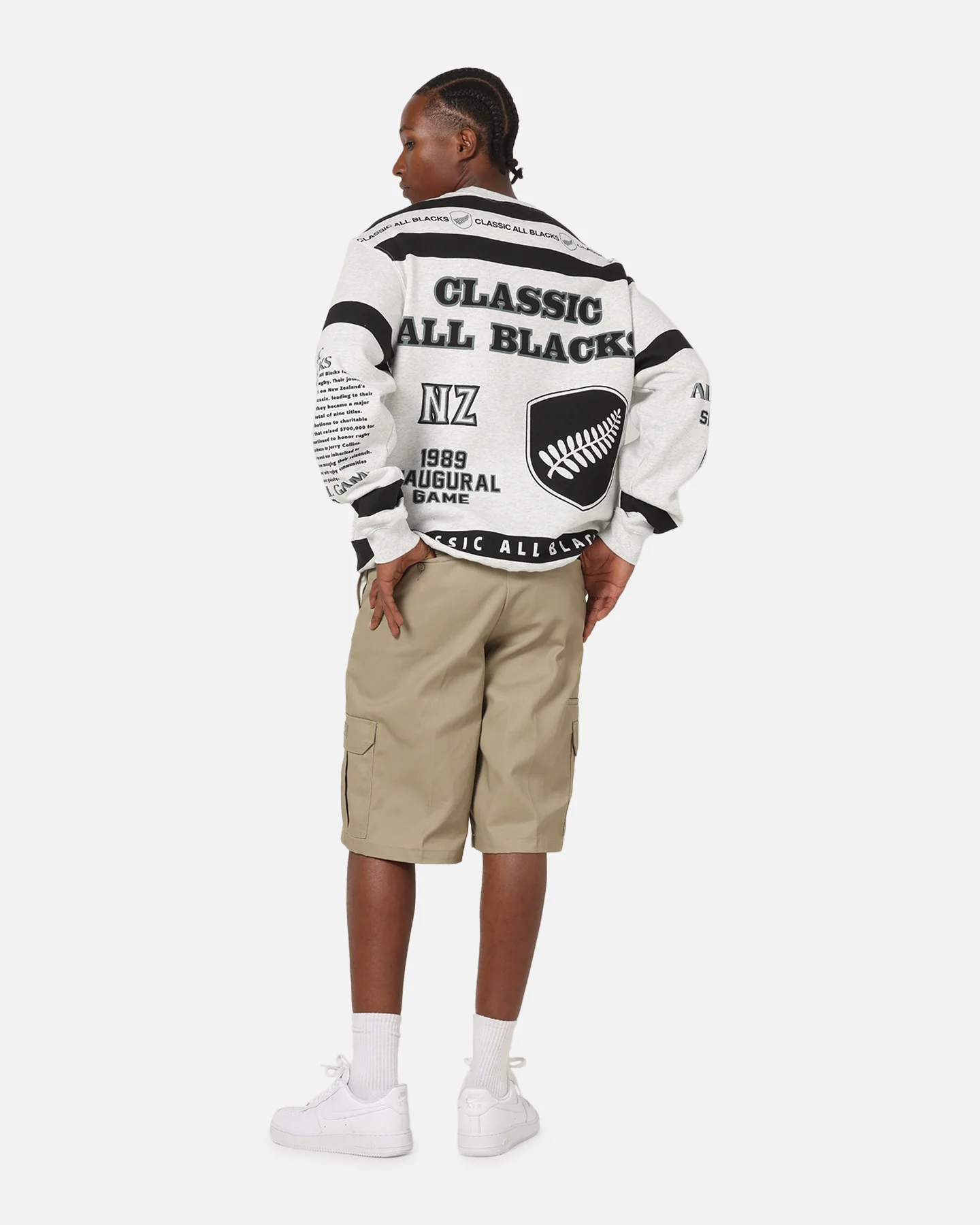 Mitchell & Ness All Blacks Rugby Union Classic Crewneck Silver Marle - Image 3
