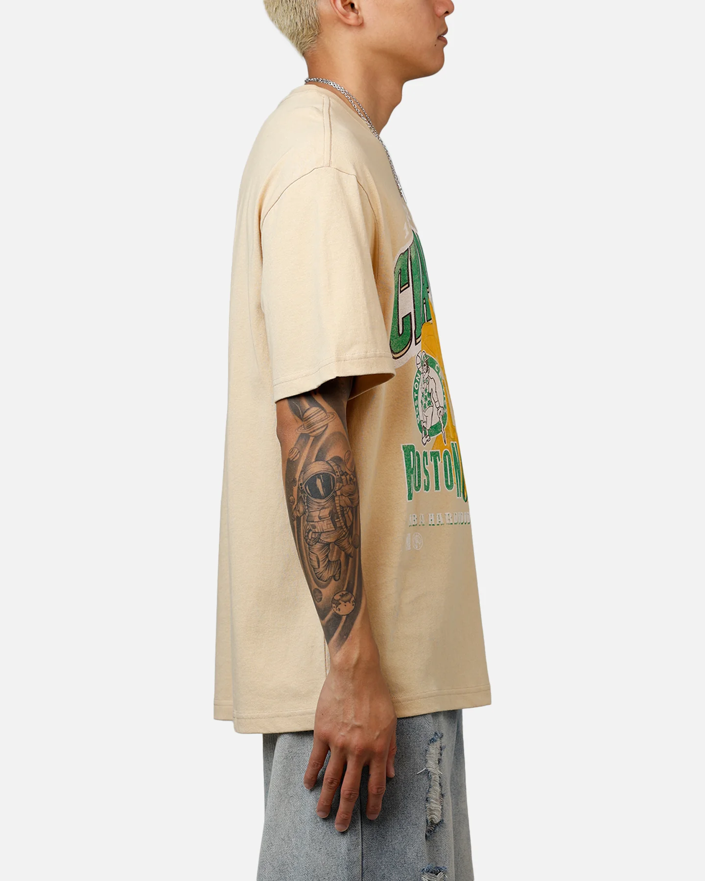Mitchell & Ness Boston Celtics 18-Time T-Shirt Tan - Image 4