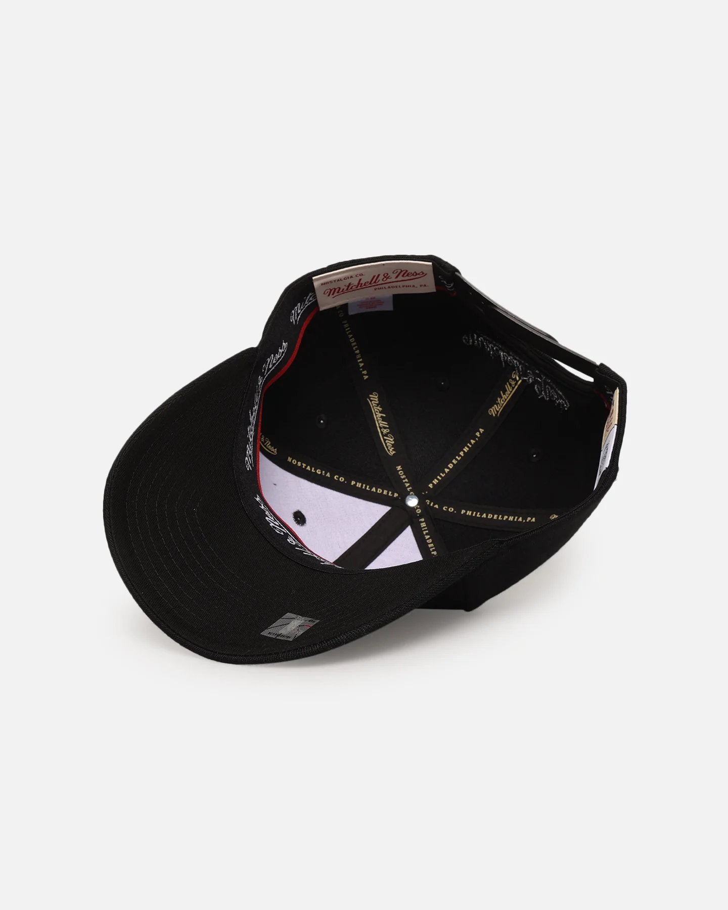 Mitchell & Ness Boston Celtics 'Triple Black Core Classic' MVP Snapback Black - Image 6