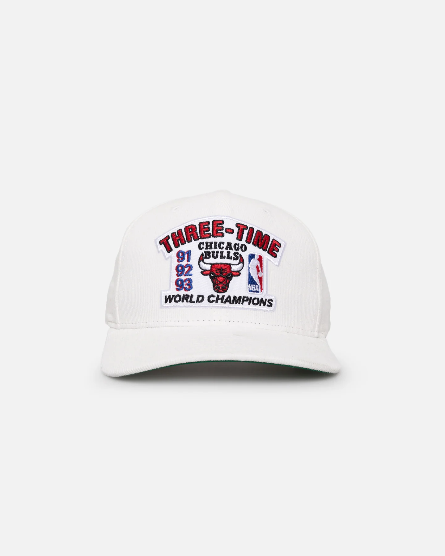 Mitchell & Ness Chicago Bulls 3 Time OG Corduroy Snapback White