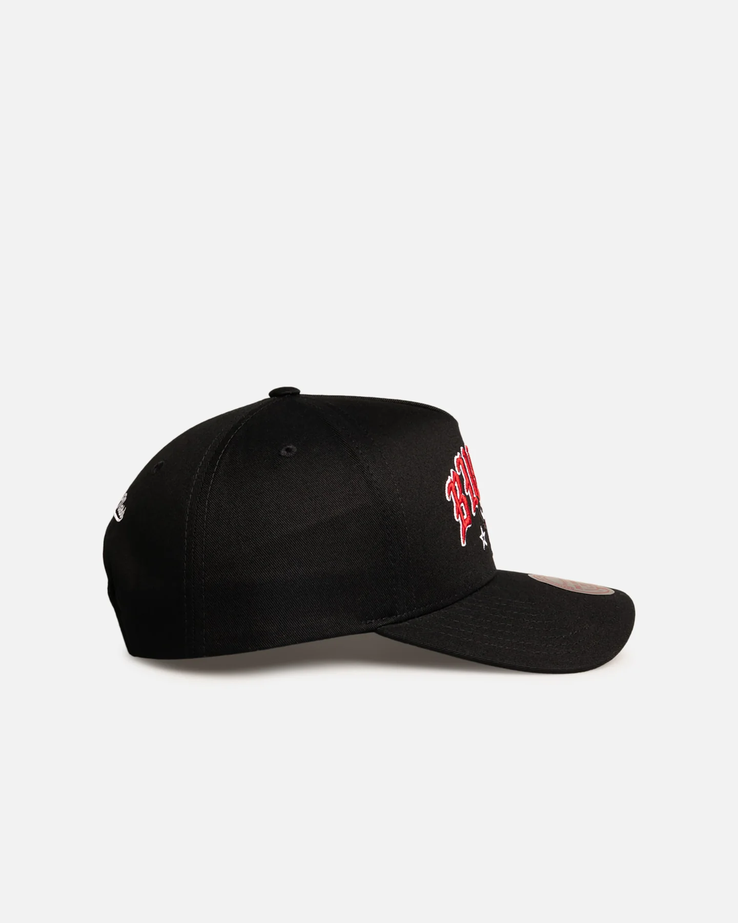 Mitchell & Ness Chicago Bulls 'Black Letter' Pro Pinch Snapback Black - Image 3