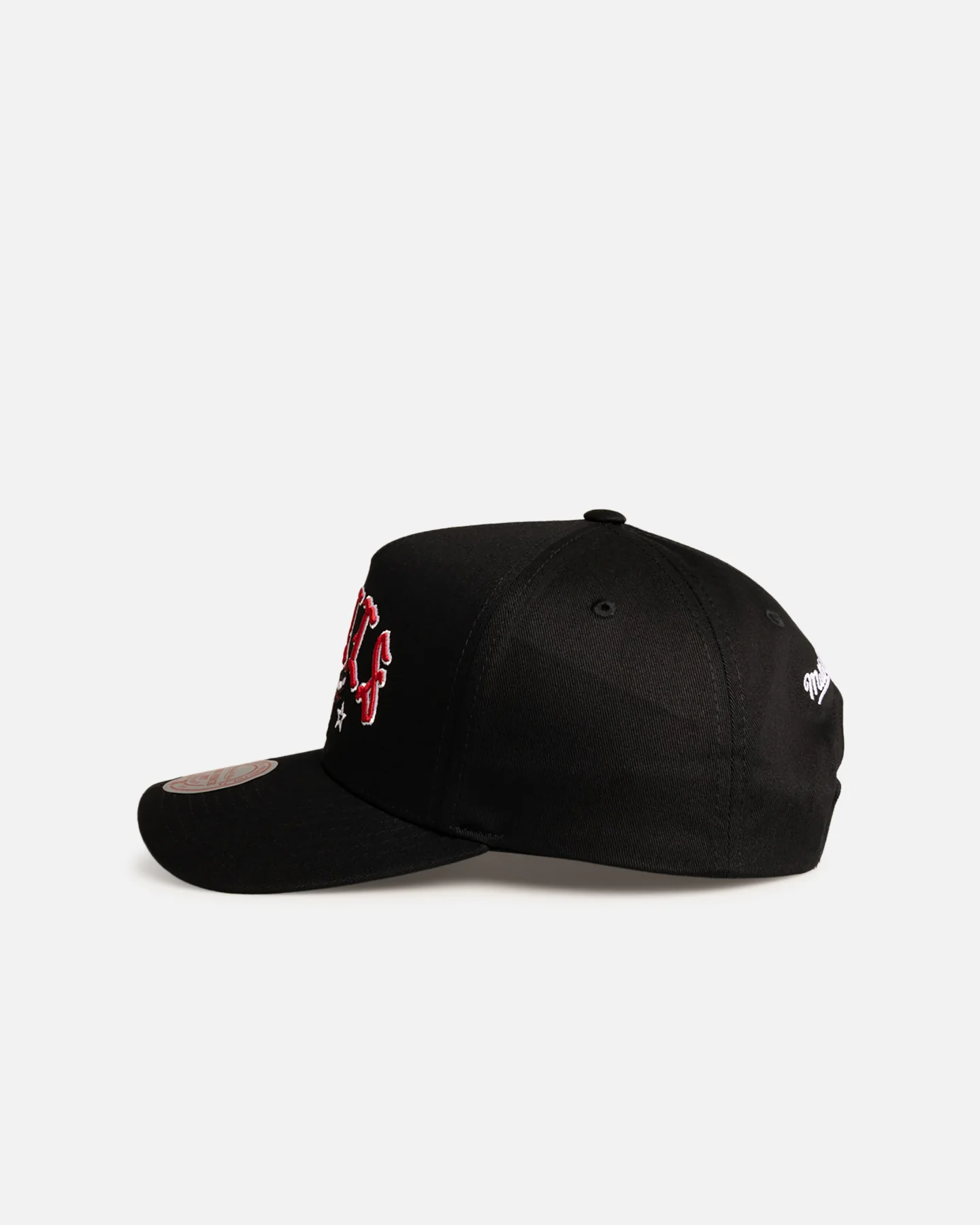 Mitchell & Ness Chicago Bulls 'Black Letter' Pro Pinch Snapback Black - Image 4