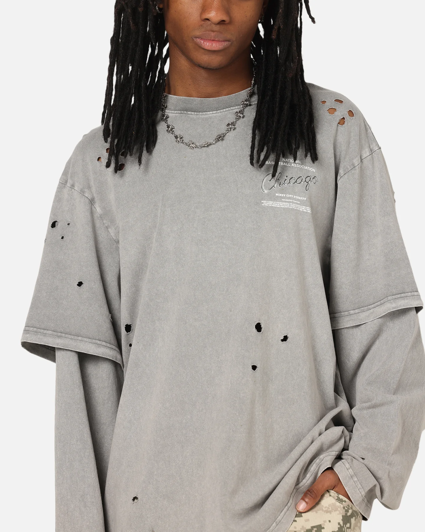 Mitchell & Ness Chicago Bulls Chromed Mock Long Sleeve T-Shirt Gunmental Grey - Image 8