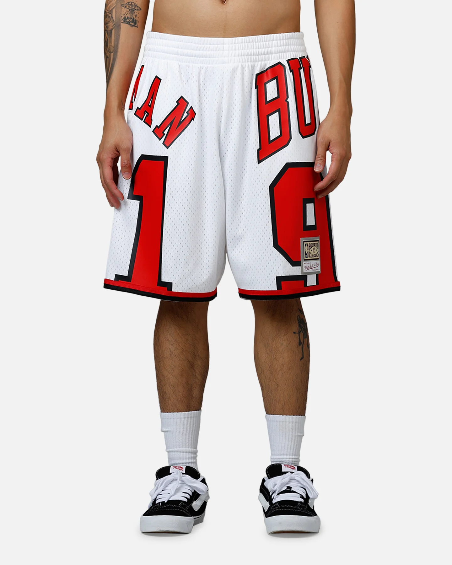 Mitchell & Ness Chicago Bulls Dennis Rodman Maxxed Out Shorts White/Red - Image 6