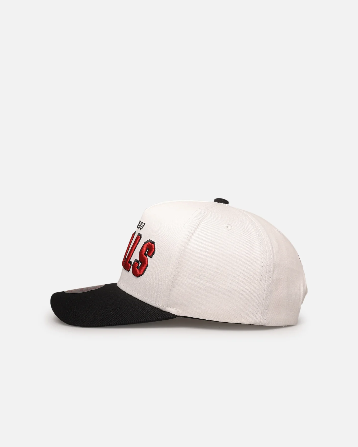 Mitchell & Ness Chicago Bulls 'Draft Day' Pro Pinch Snapback White/Black - Image 4