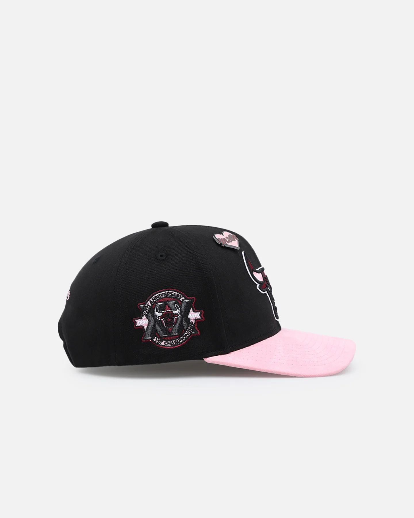 Mitchell & Ness Chicago Bulls 'Love & Devotion' Snapback Black/Pink - Image 4