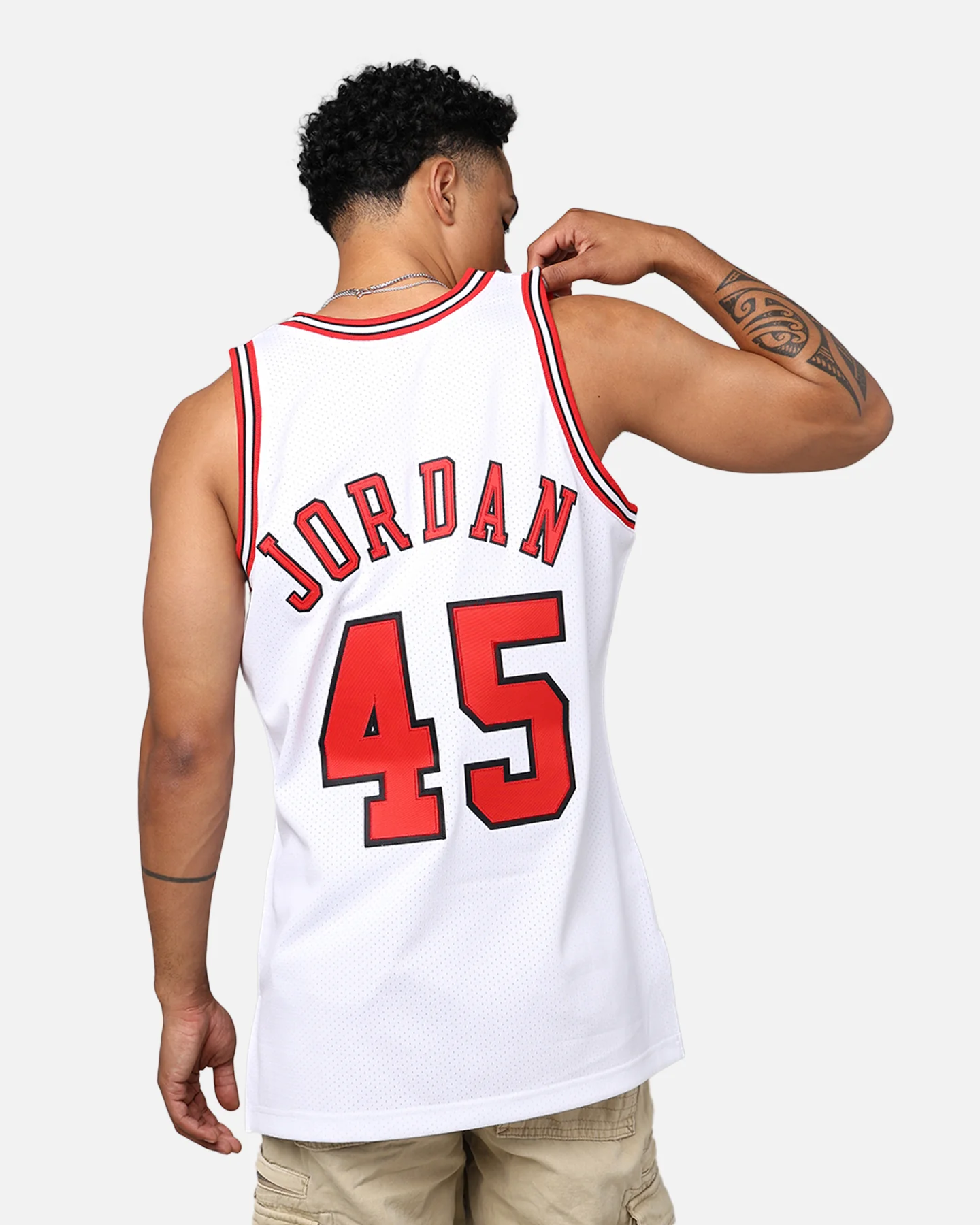 Mitchell & Ness Chicago Bulls Michael Jordan1994-95 Authentic Home Jersey White - Image 2