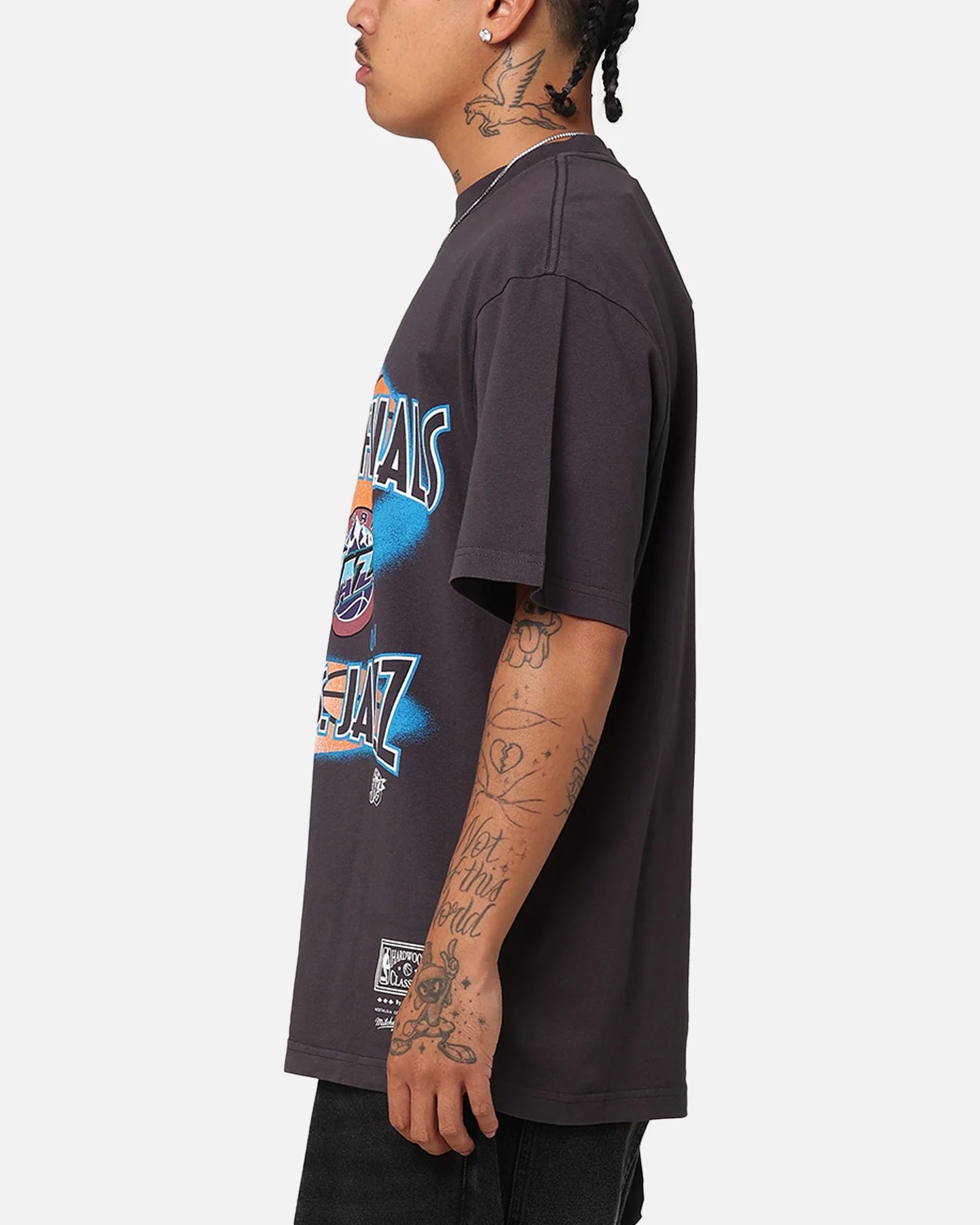 Mitchell & Ness Chicago Bulls Vs. Utah Jazz 1998 Finals T-Shirt Overdyed Black - Image 5