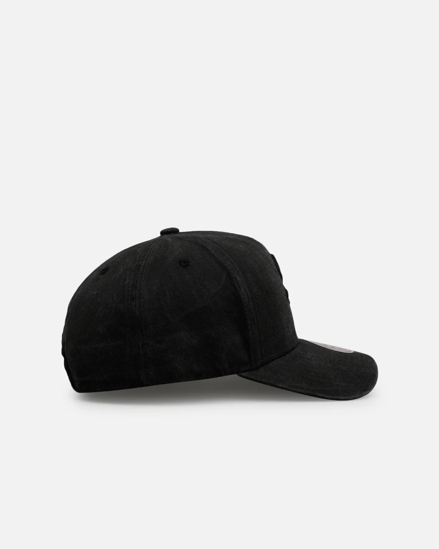 Mitchell & Ness Chicago White Sox 'Starburst' Pro Pinch Snapback Black - Image 3