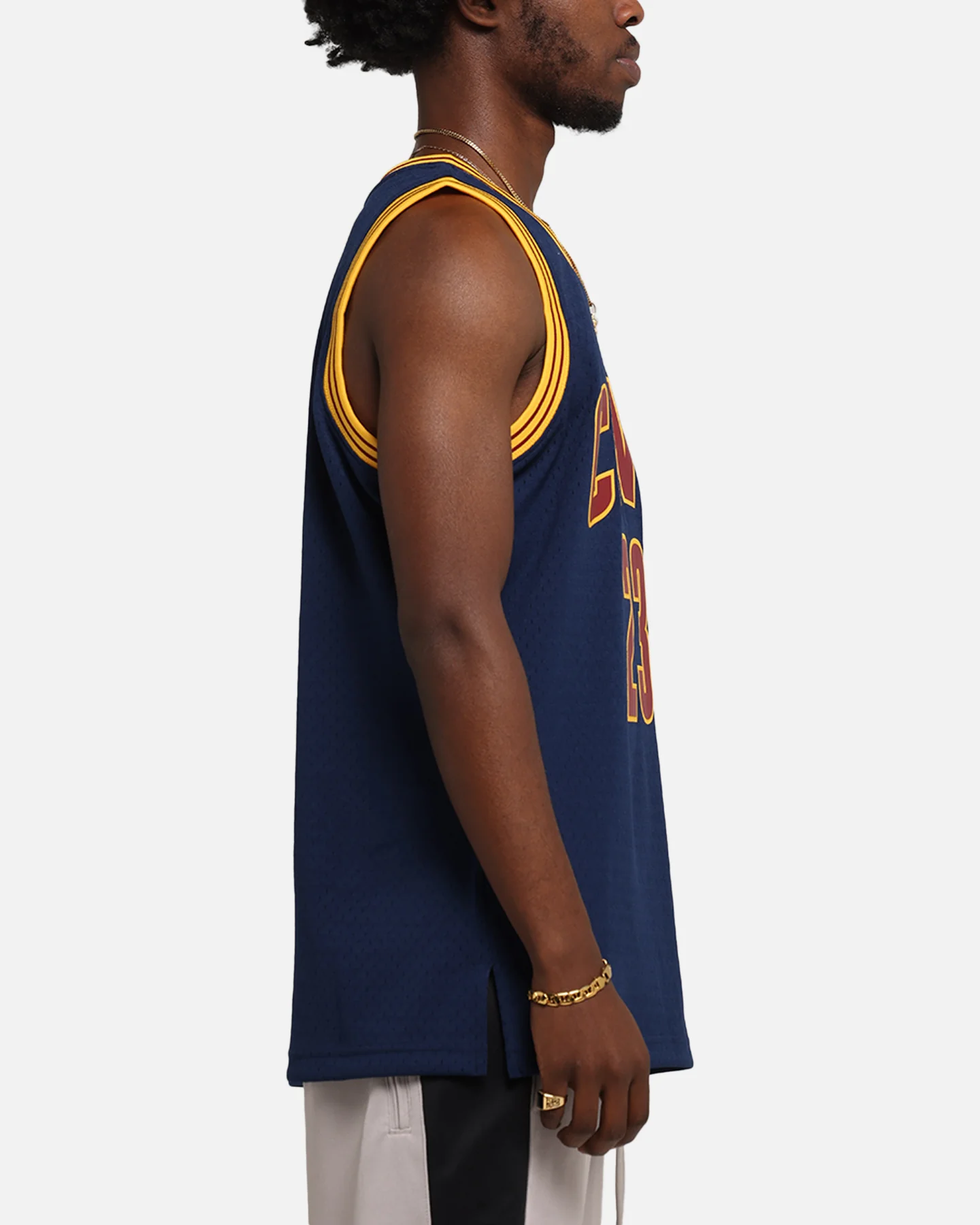 Mitchell & Ness Cleveland Cavaliers Lebron James Swing Jersey Blue - Image 5