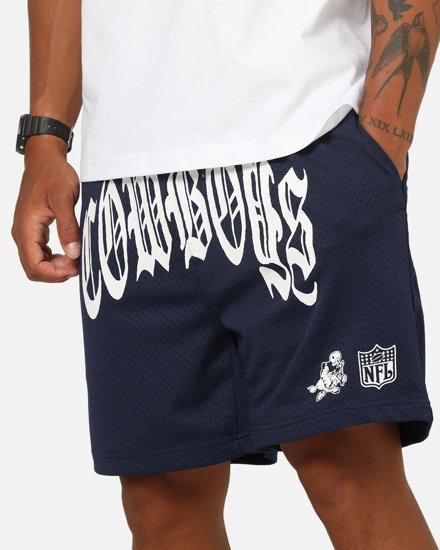 Mitchell & Ness Dallas Cowboys Arch Script Shorts Navy - Image 3
