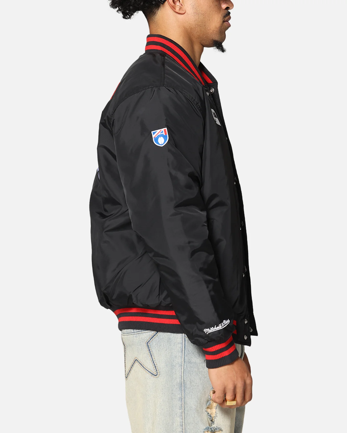 Mitchell & Ness Essendon Bombers Team Bomber Jacket Solid Black - Image 5