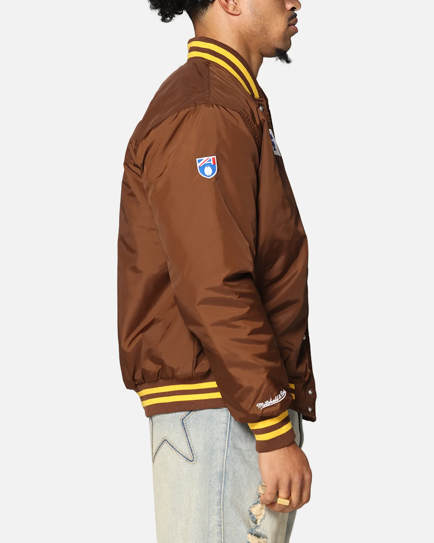 Mitchell & Ness Hawthorn Hawks Team Bomber Jacket Brown - Image 5