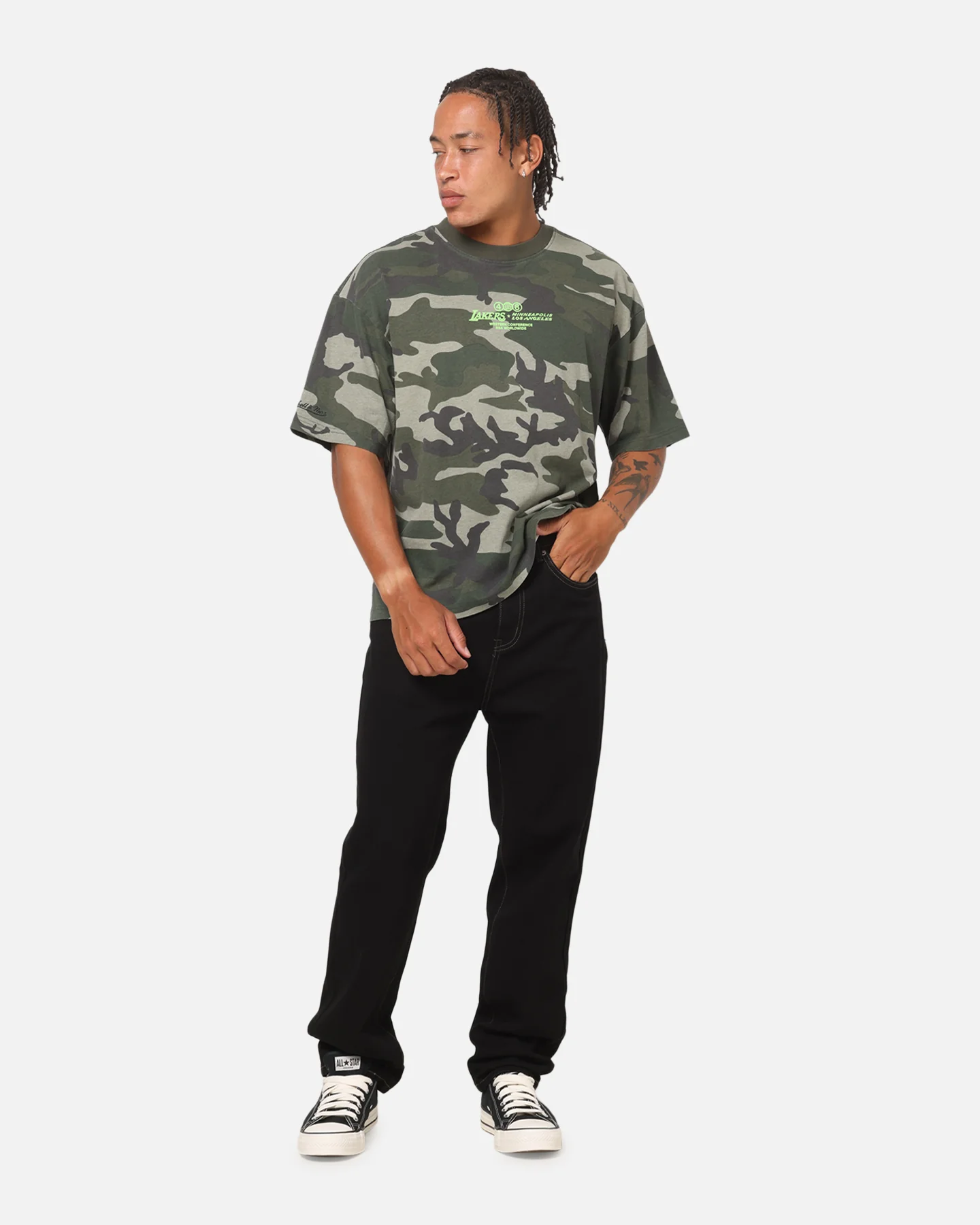 Mitchell & Ness Los Angeles Lakers 48 Camo T-Shirt Green Camo - Image 4