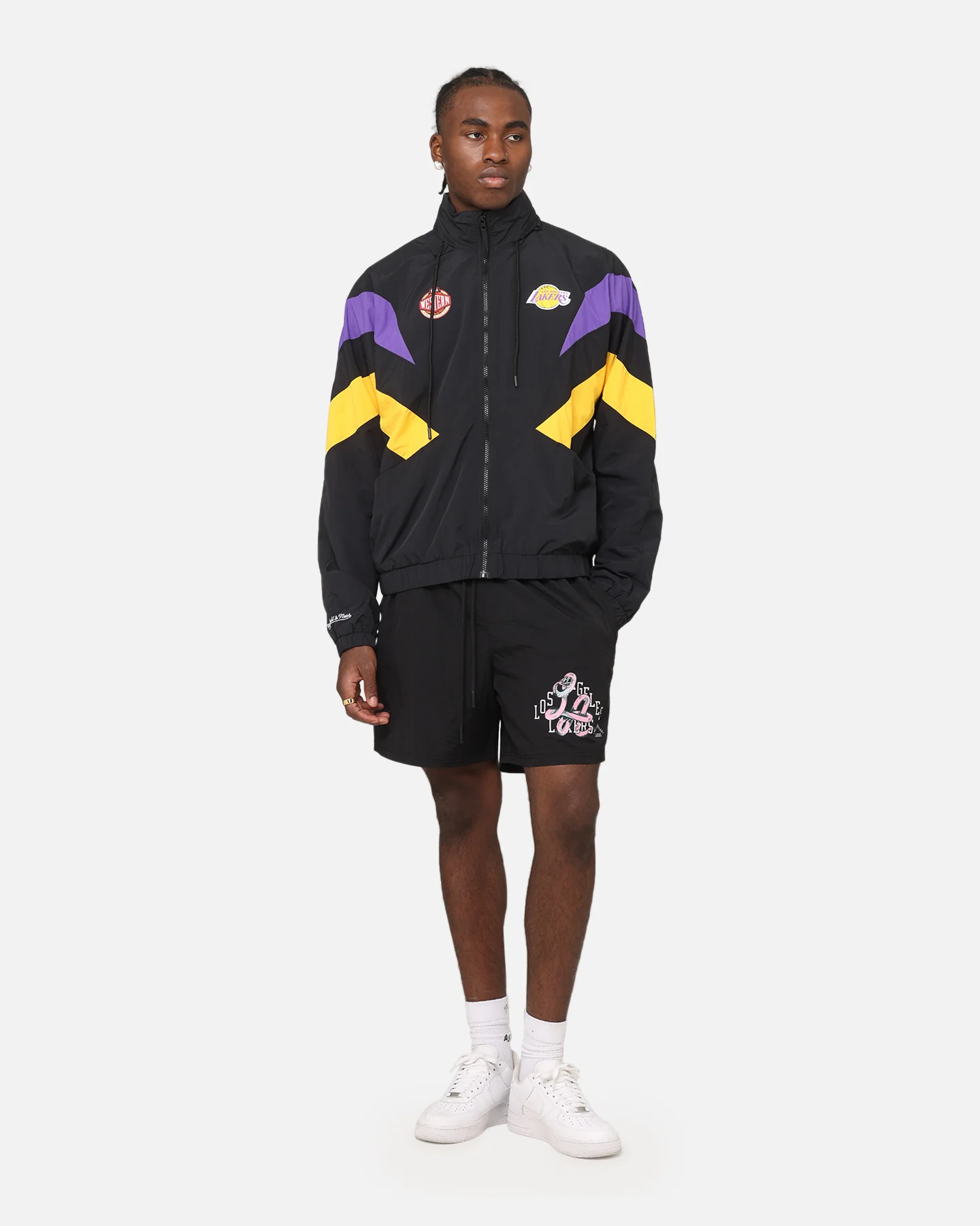 Mitchell & Ness Los Angeles Lakers Spray Jacket Black/Purple/Yellow - Image 3