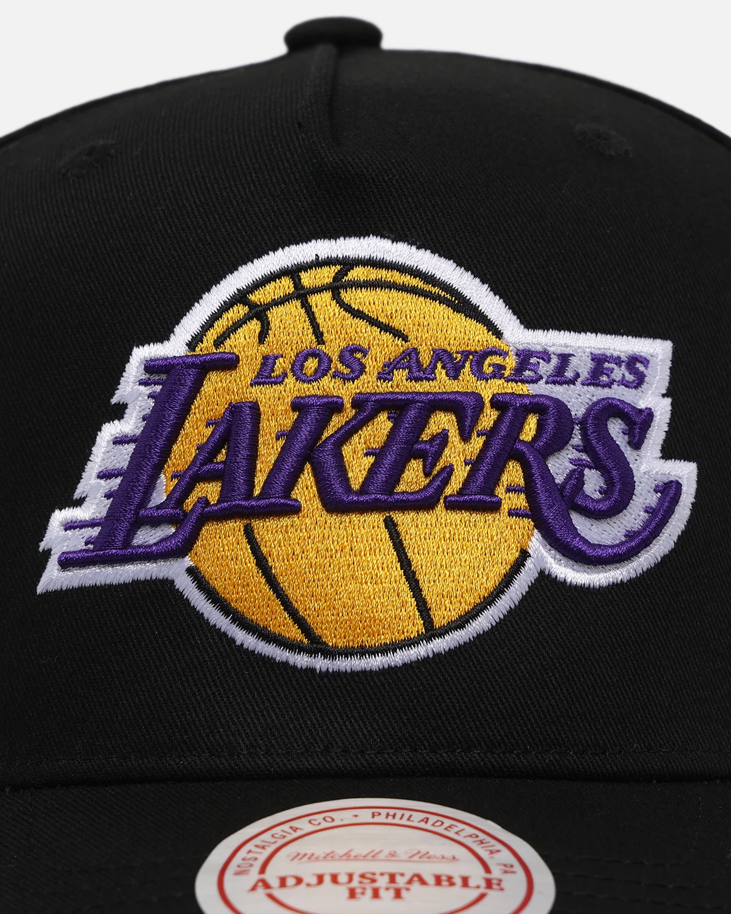 Mitchell & Ness Los Angeles Lakers Team Colour Logo MVP Snapback Black - Image 5