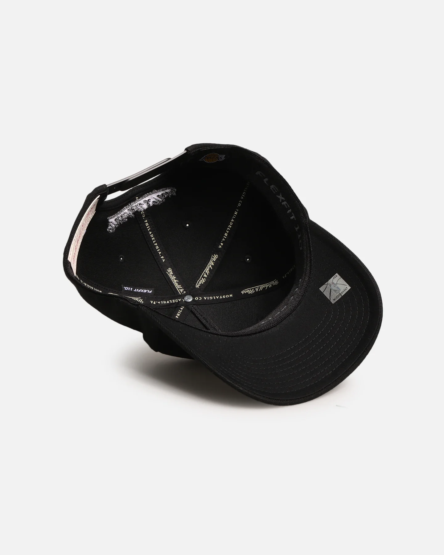Mitchell & Ness Los Angeles Lakers 'Weald' Pro Pinch Snapback Black - Image 6