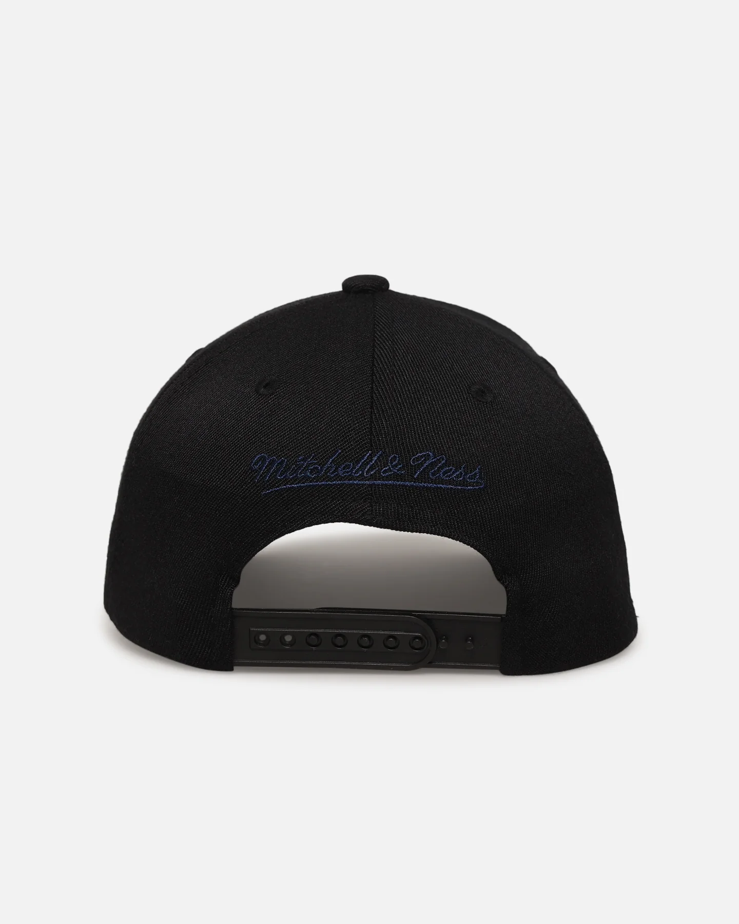 Mitchell & Ness Minnesota Timberwolves 'Old English Classic' MVP Snapback Black - Image 2