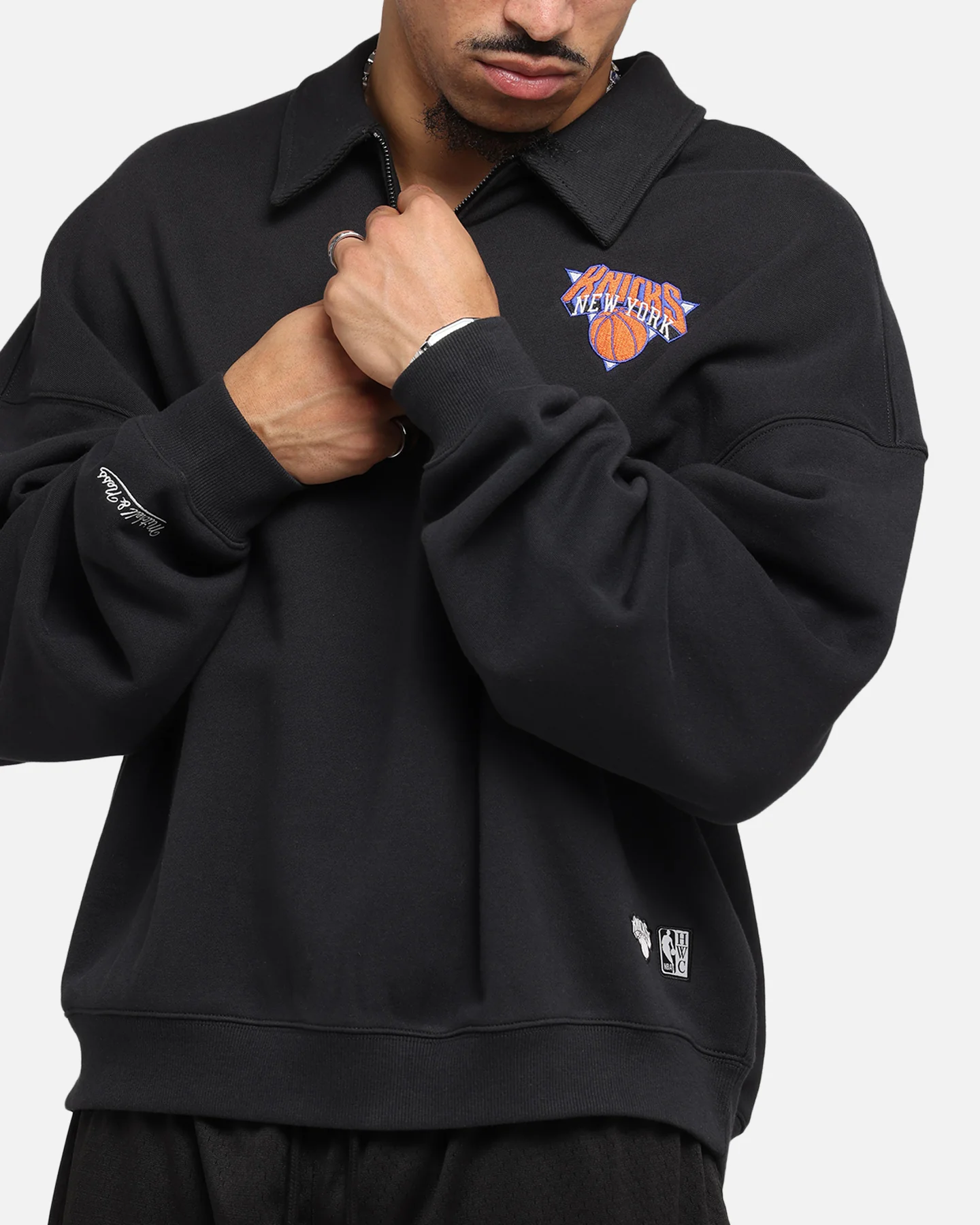 Mitchell & Ness New York Knicks Boxy Quarter Zip Crewneck Faded Black - Image 6