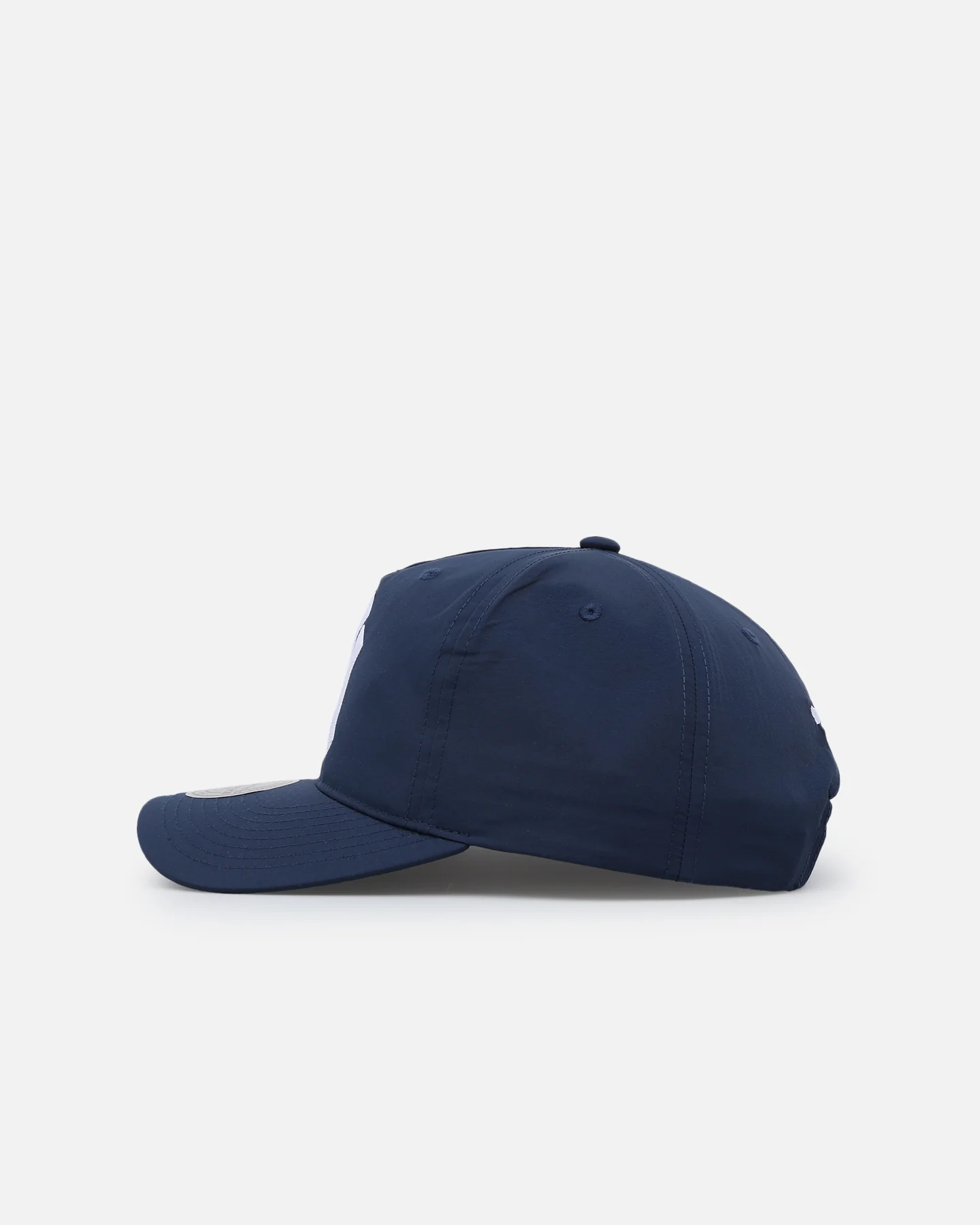 Mitchell & Ness New York Yankees Retro Matte Nylon Origins Snapback Navy - Image 5