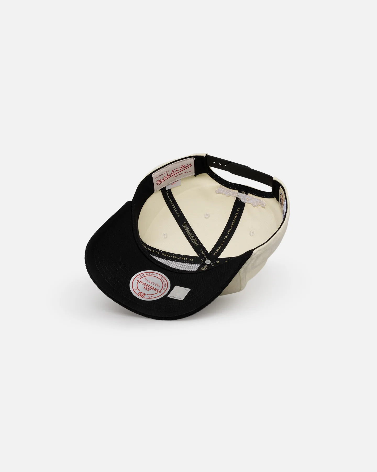 Mitchell & Ness Philadelphia 76ers Go Team Go OG Corduroy Snapback Light Cream/Black - Image 7