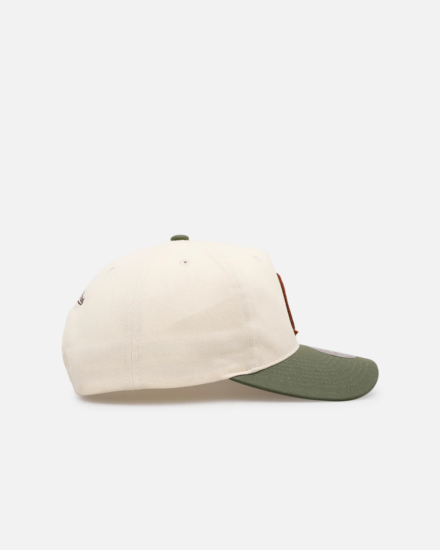 Mitchell & Ness Philadelphia Phillies 'Hand Stitch' Deadstock Snapback Olive - Image 3