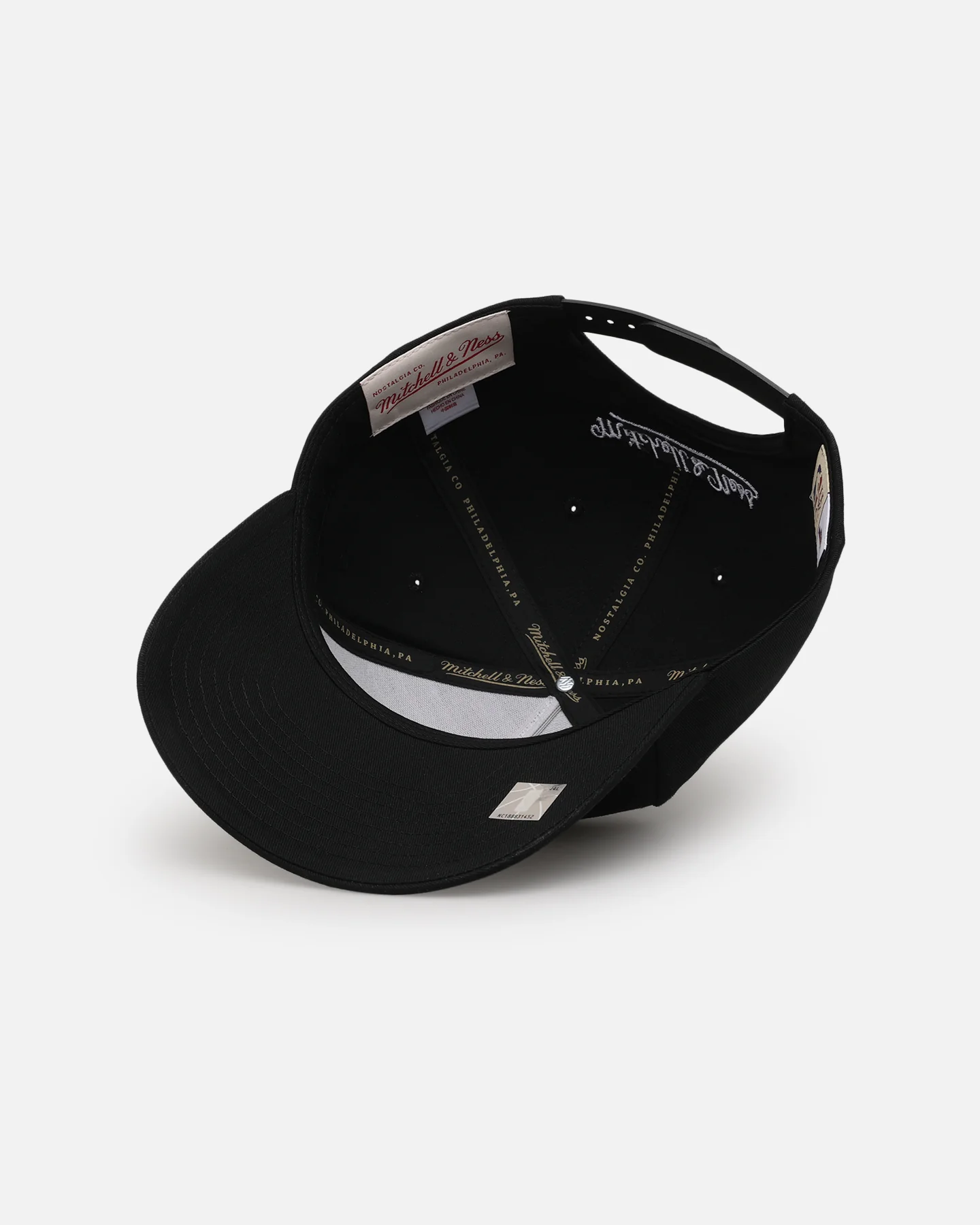 Mitchell & Ness Phoenix Suns Team Colour Wordmark MVP Snapback Black - Image 6
