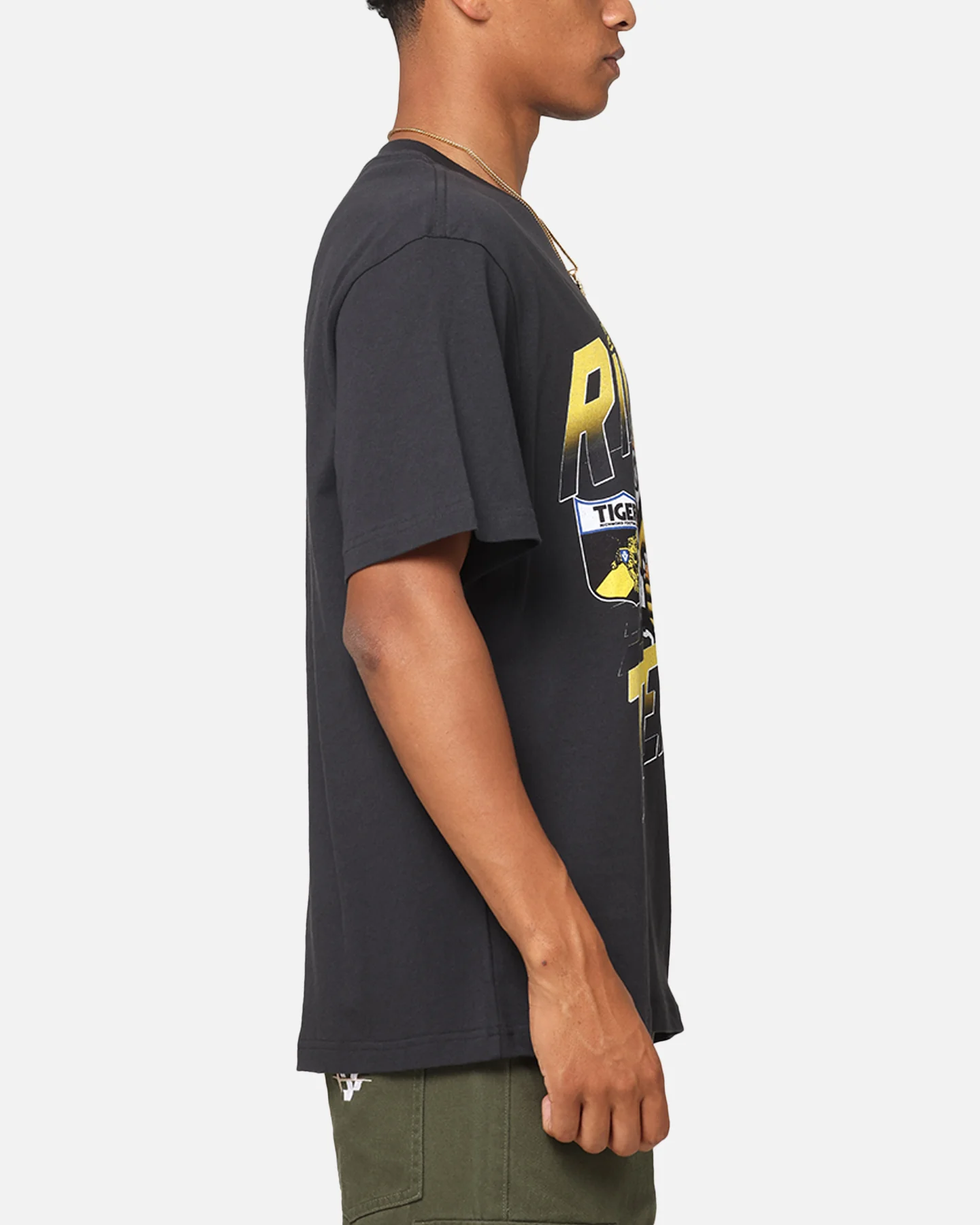 Mitchell & Ness Richmond Tigers Mascot Character T-Shirt Faded Black - Image 4