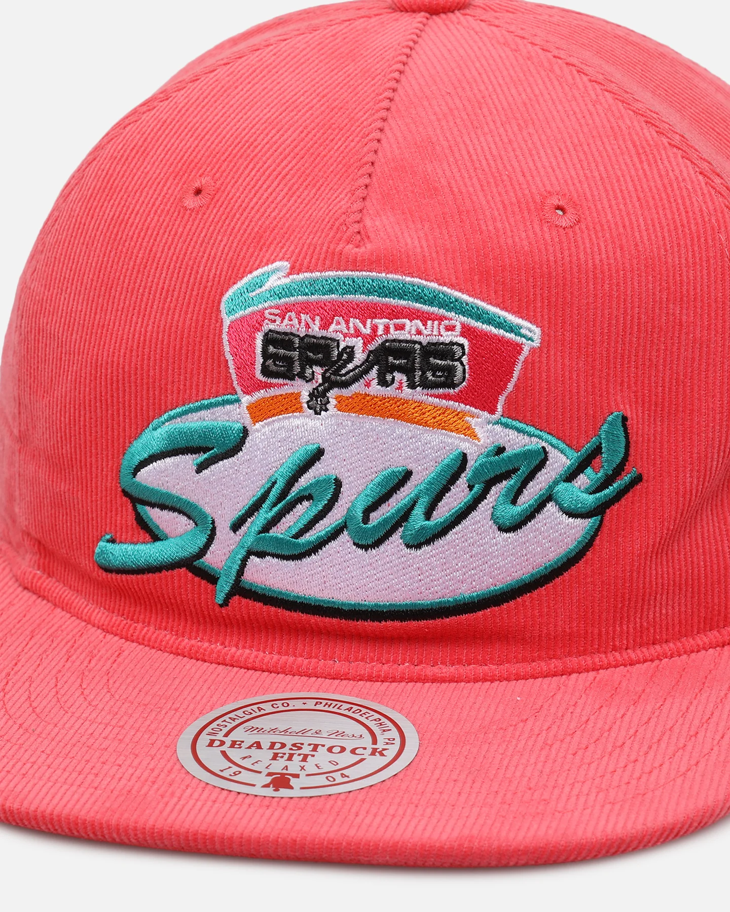 Mitchell & Ness San Antonio Spurs Centre Circle Origin Snapback Pink - Image 2