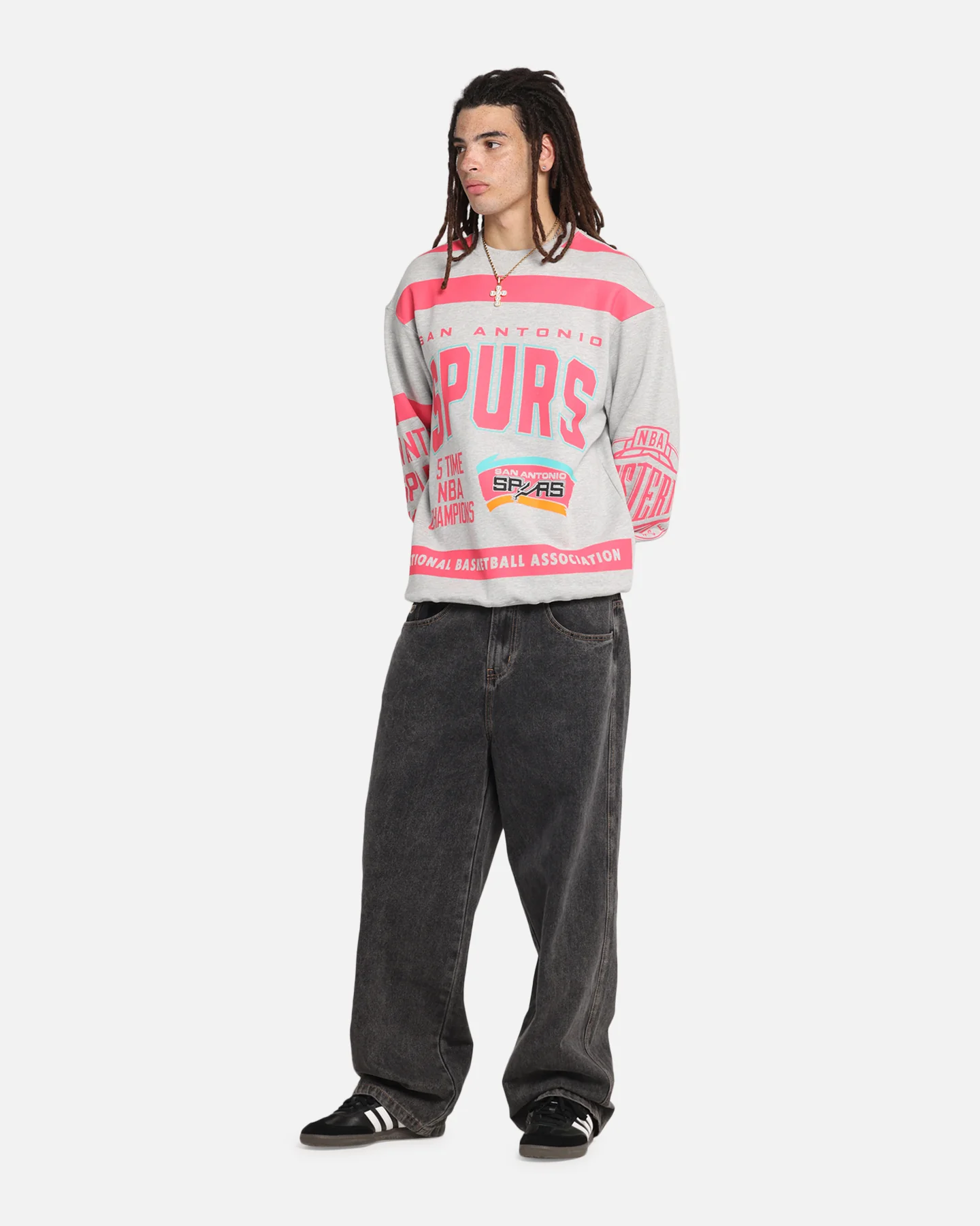 Mitchell & Ness San Antonio Spurs Letterform Crewneck Grey Marle - Image 2