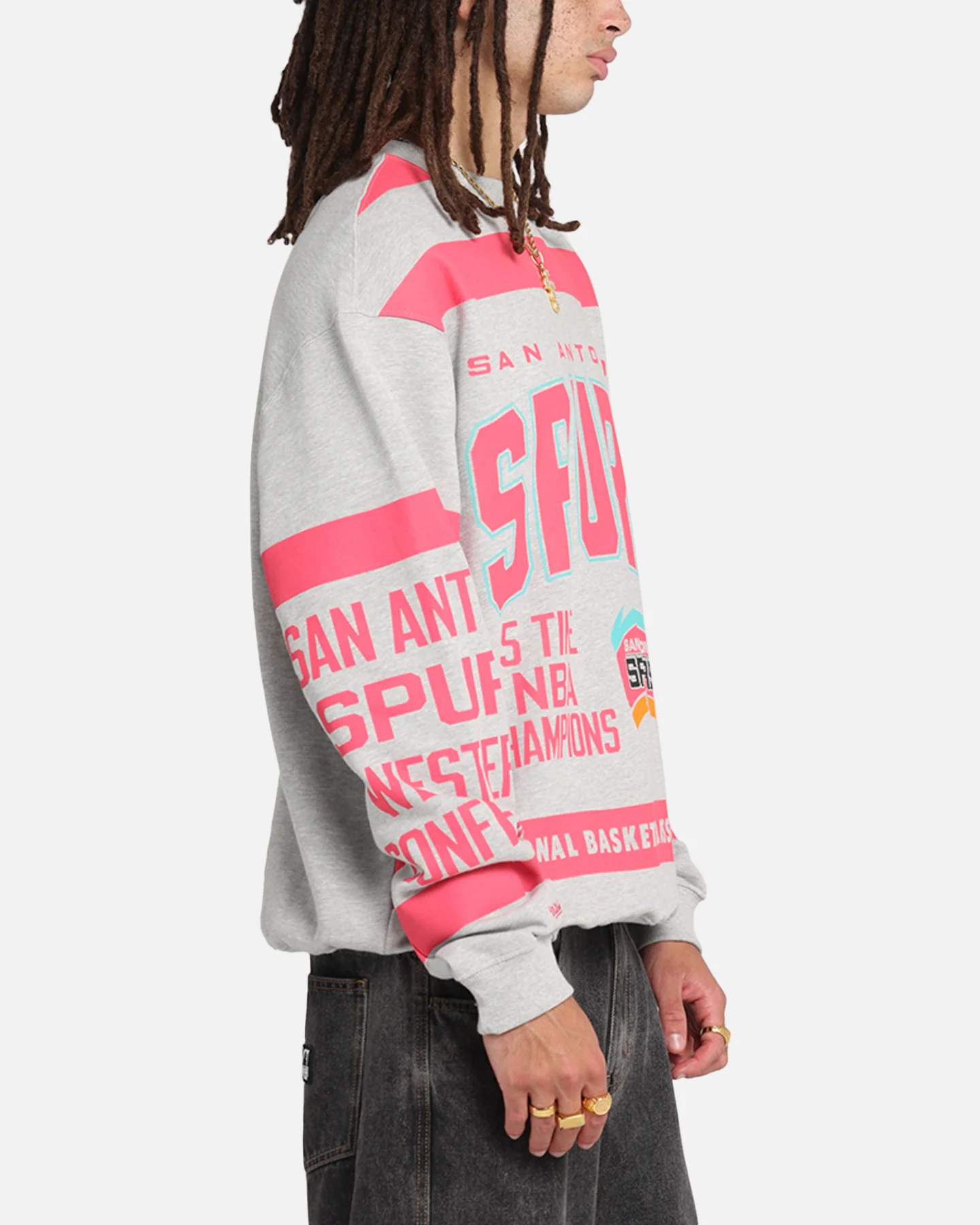Mitchell & Ness San Antonio Spurs Letterform Crewneck Grey Marle - Image 4