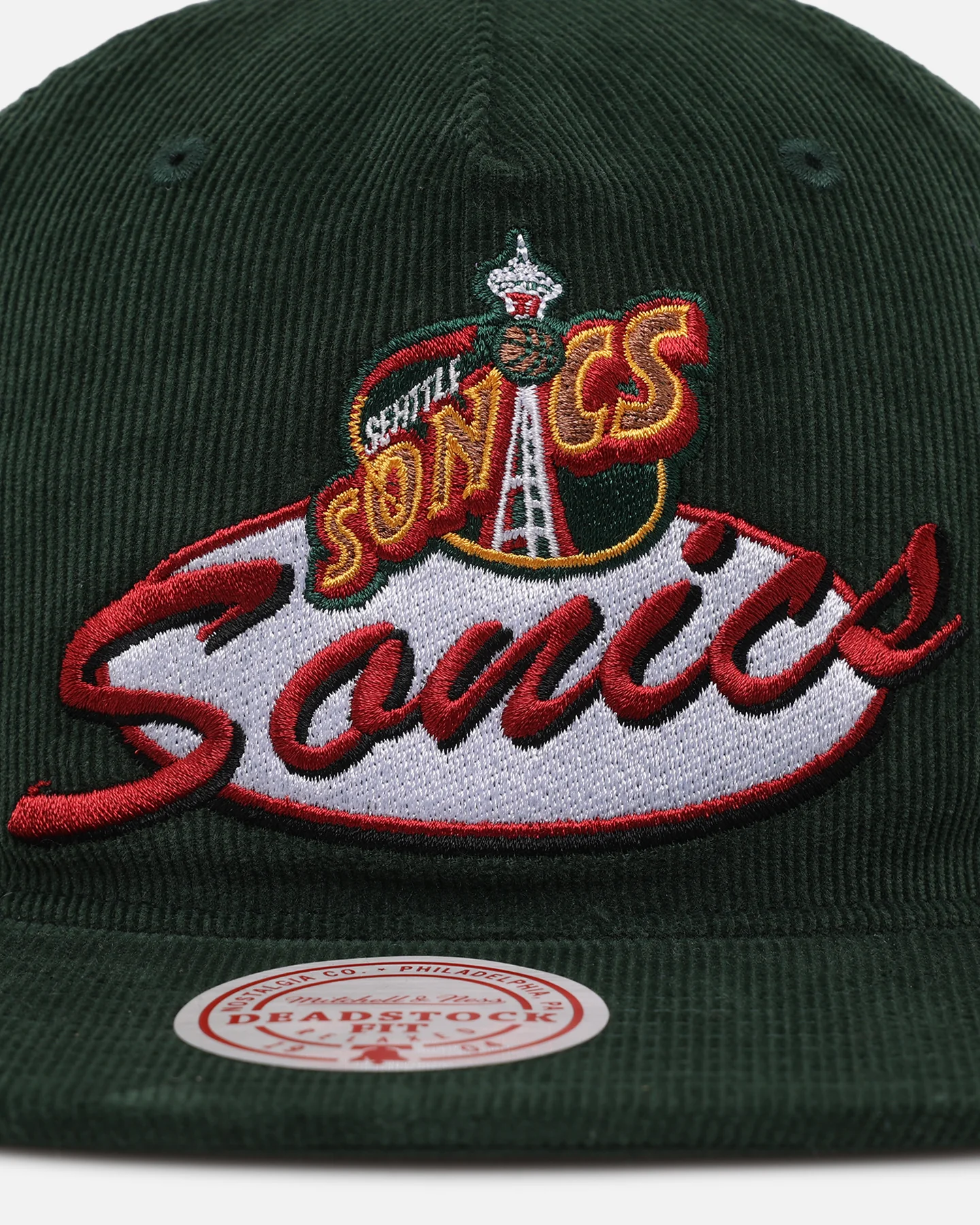 Mitchell & Ness Seattle SuperSonics Centre Circle Origin Snapback Green - Image 6