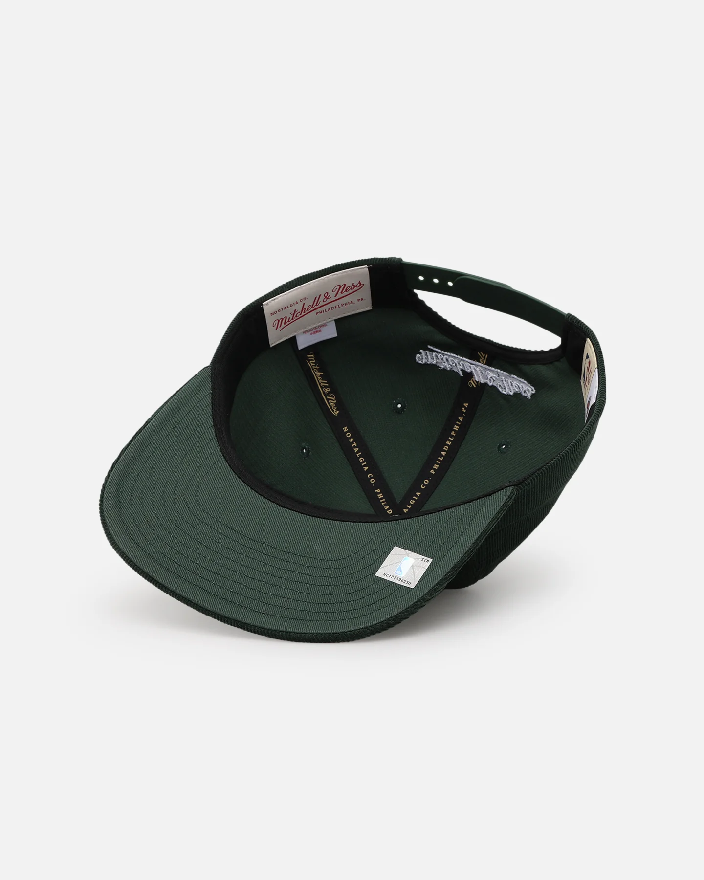 Mitchell & Ness Seattle SuperSonics Centre Circle Origin Snapback Green - Image 7