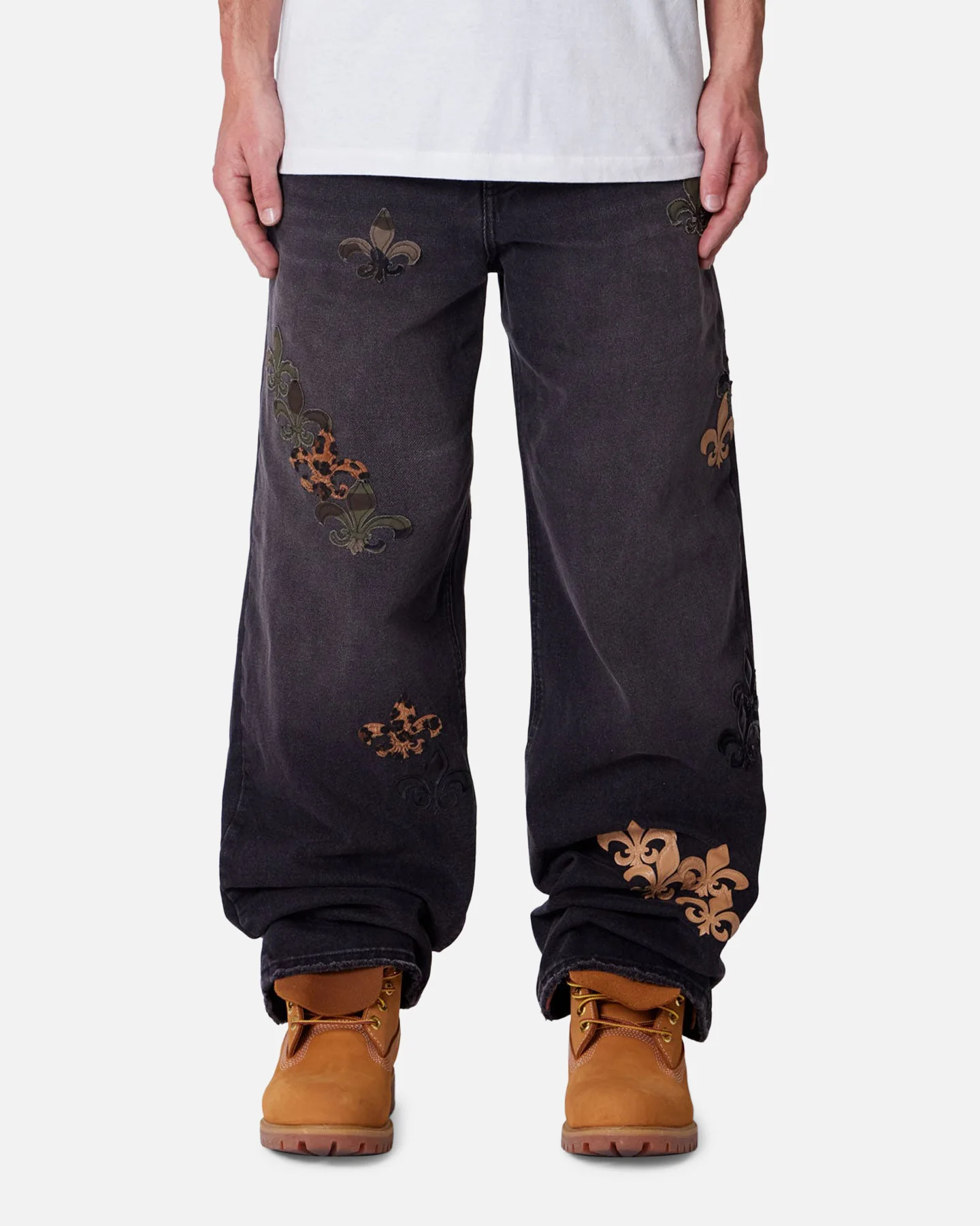 MNML Baggy Fleur Denim Jeans Black