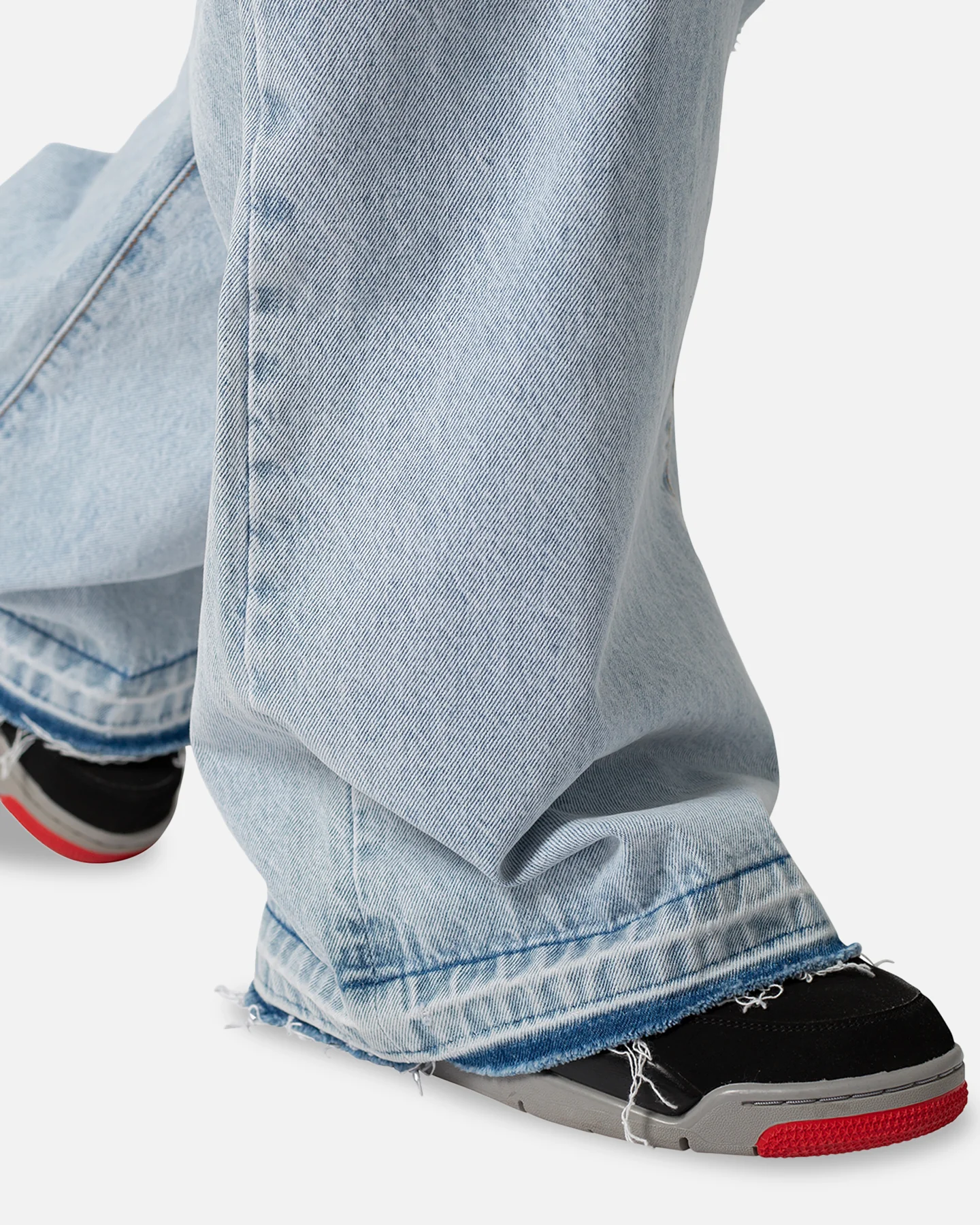 MNML Baggy Skater Denim Jeans Light Blue - Image 6
