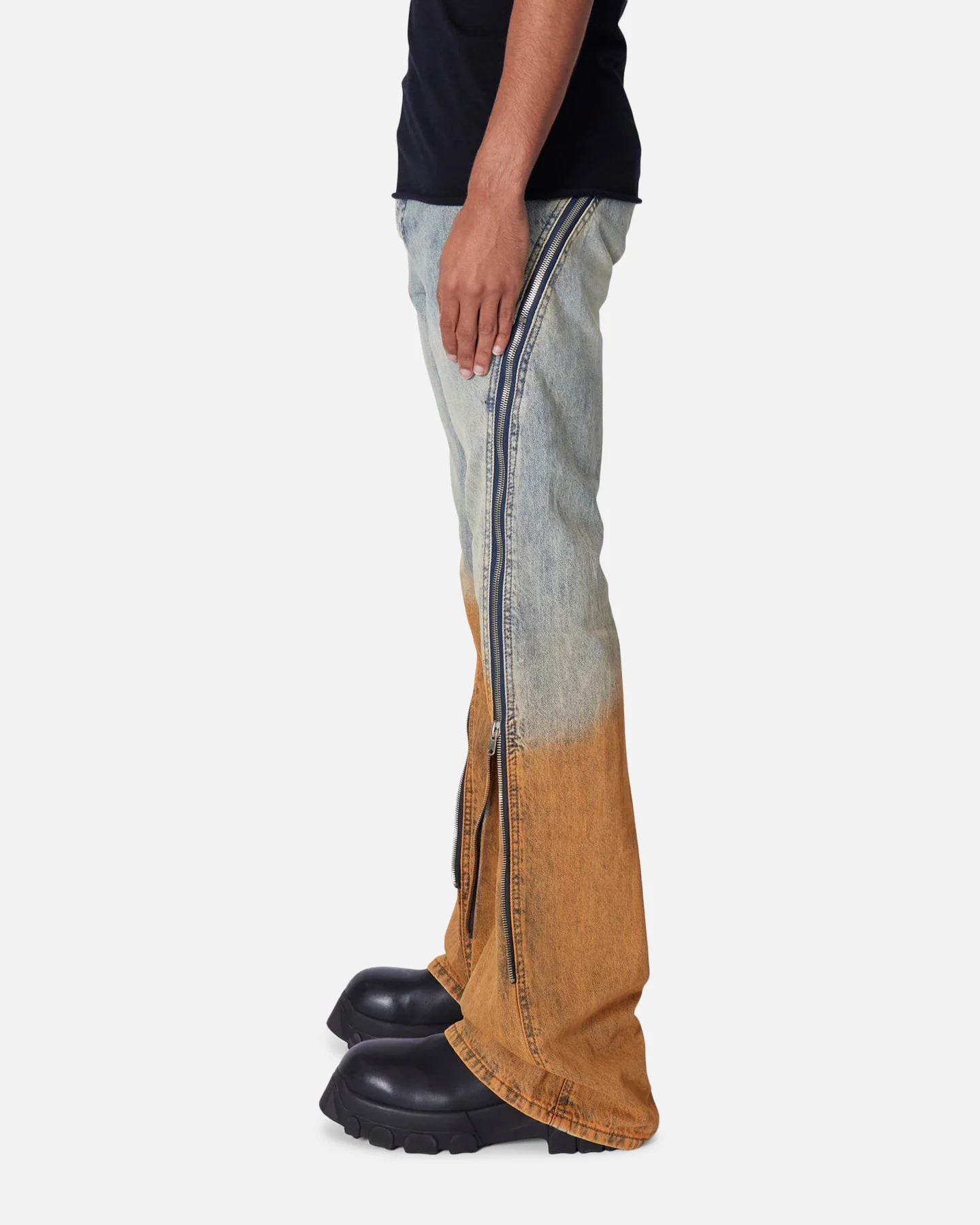 MNML D519 Zipper Flare Denim Jeans Light Blue - Image 3