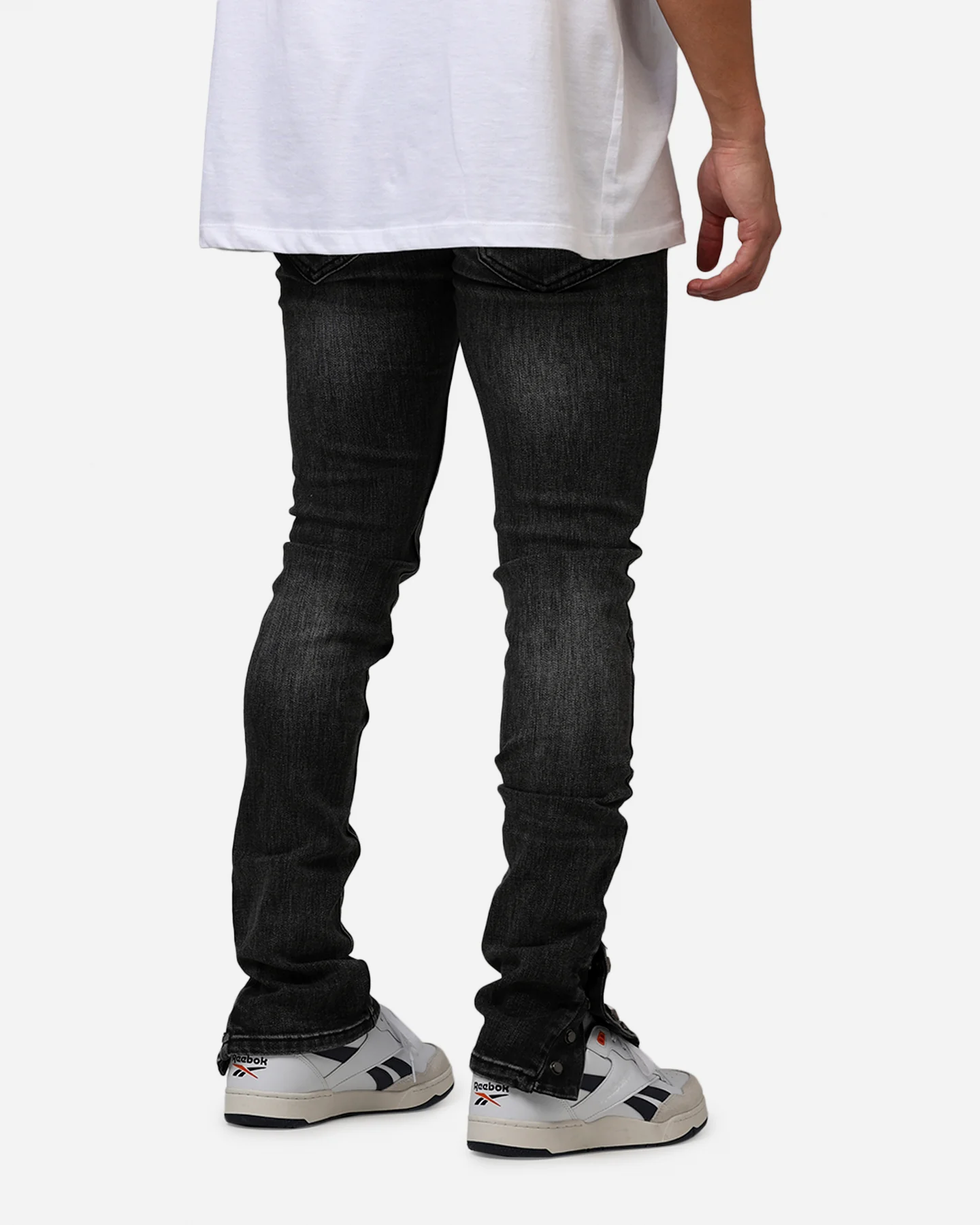 MNML D588 Straight Denim Jeans Washed Black - Image 3