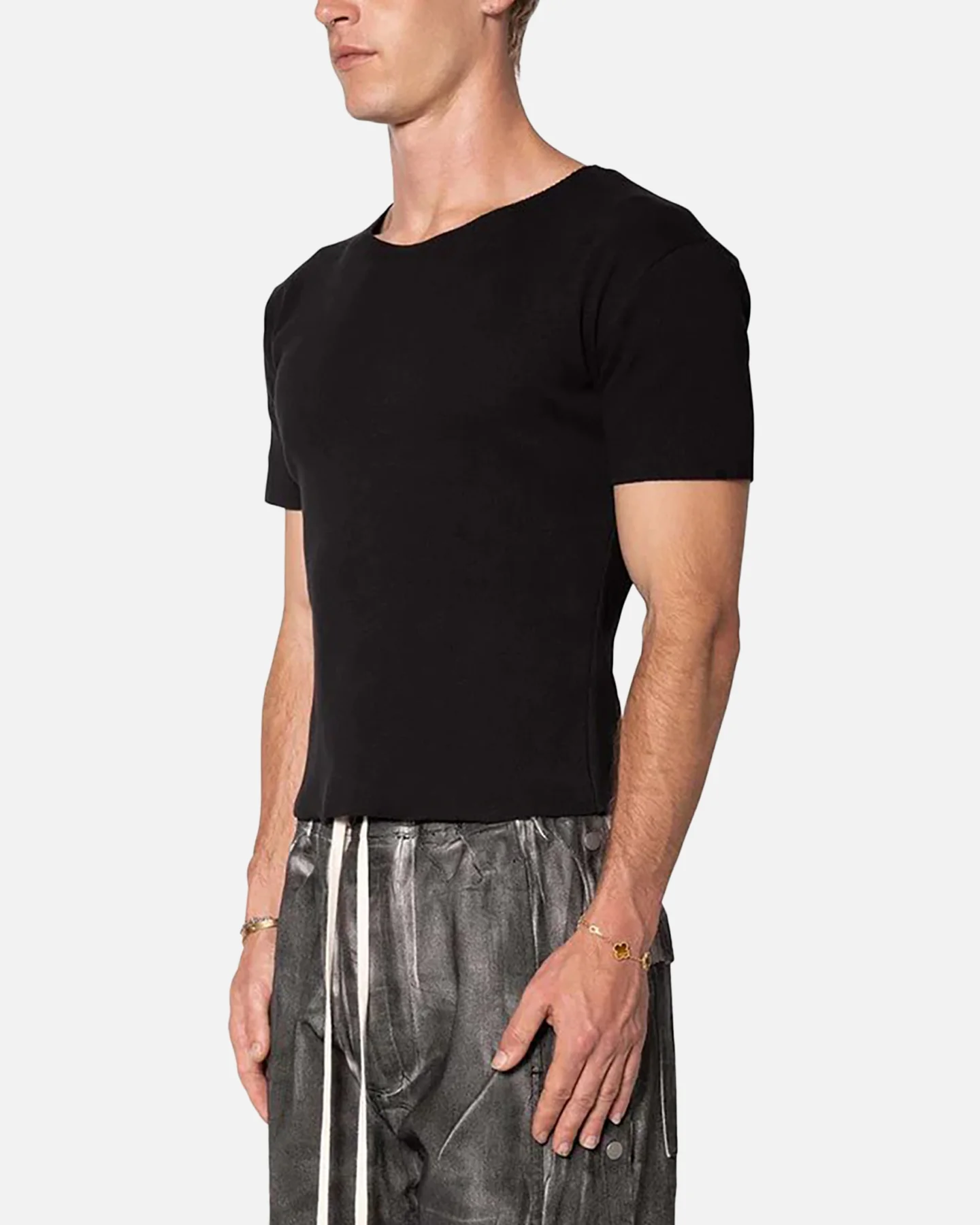 MNML Fitted Ribbed T-Shirt Black - Image 2