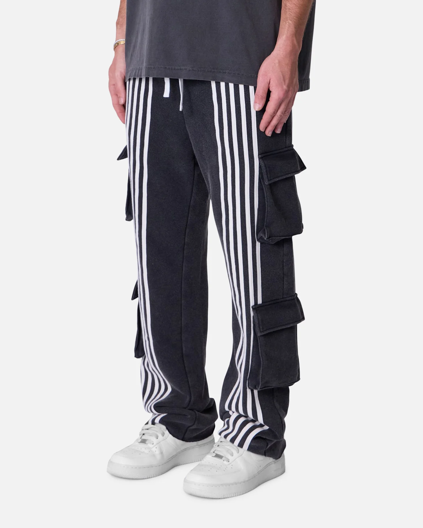MNML Front Stripe Sweatpants Washed Black - Image 2