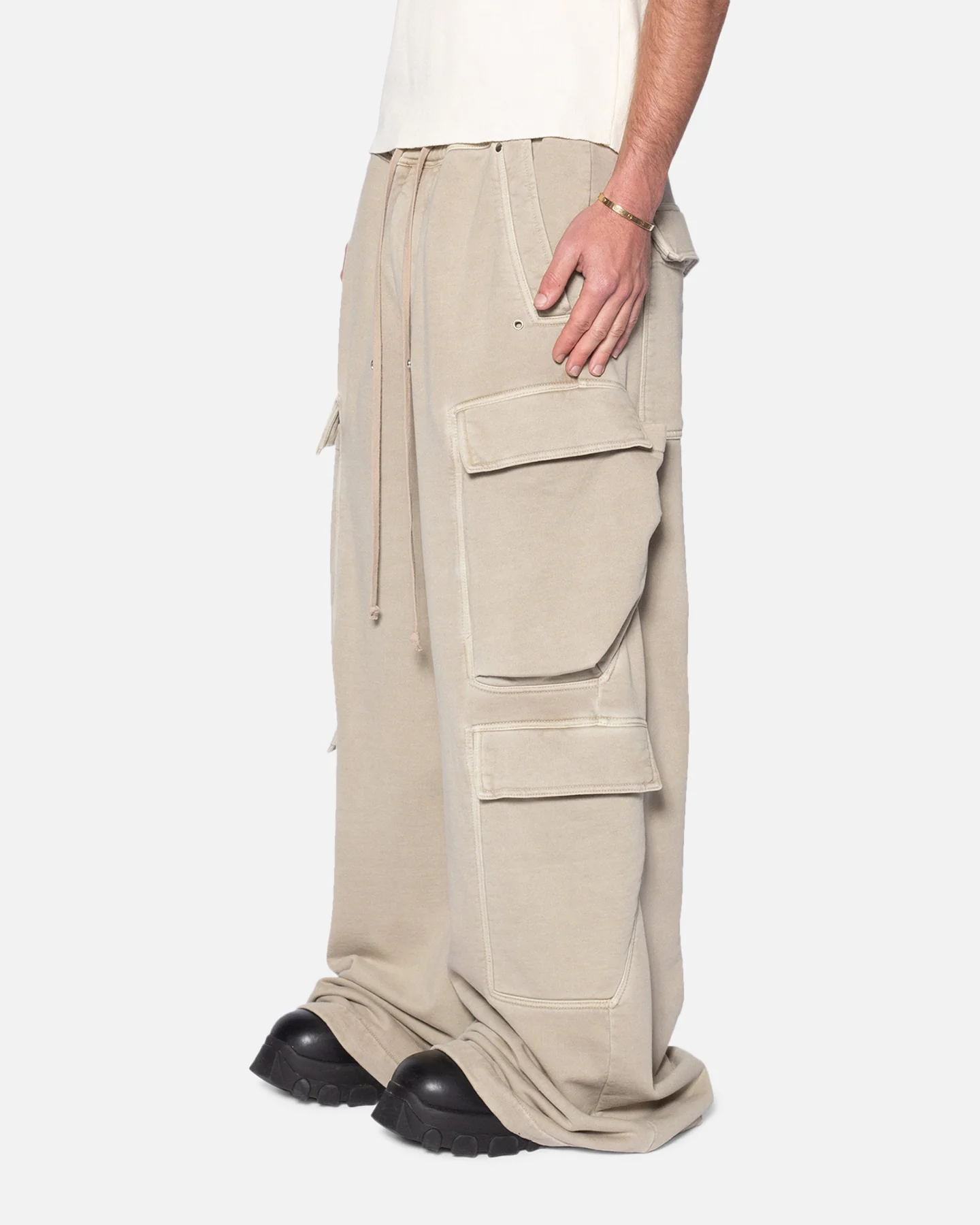 MNML Rave Double Cargo Sweatpants Washed Earth - Image 2
