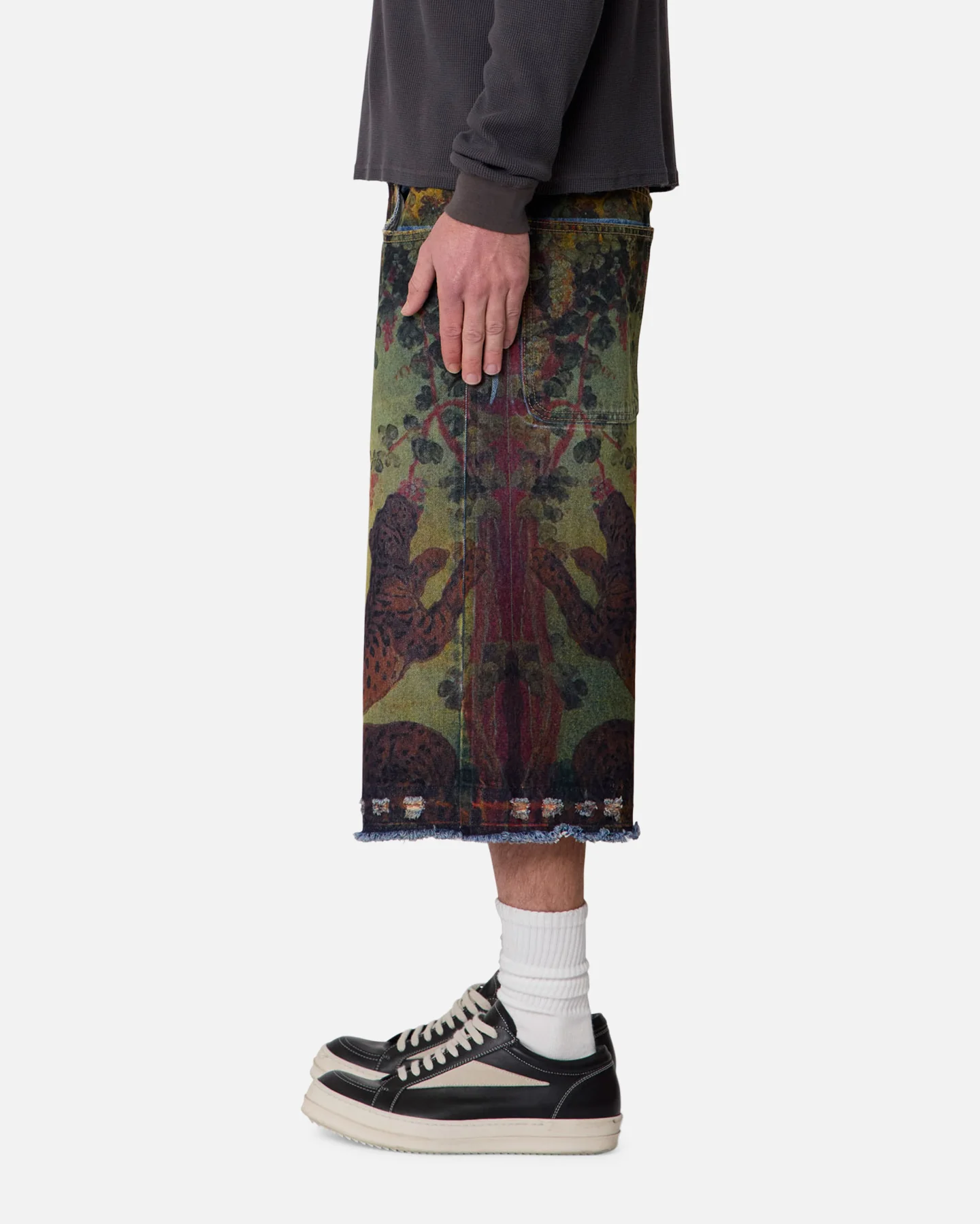 MNML Ultra Baggy Leopard Denim Shorts Multi - Image 3
