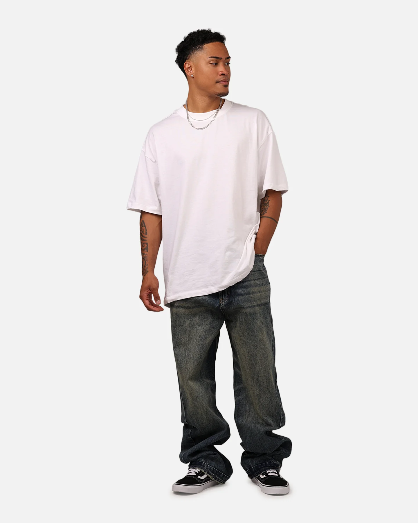 MNML Ultra Baggy Washed Up Denim Jeans Blue - Image 2
