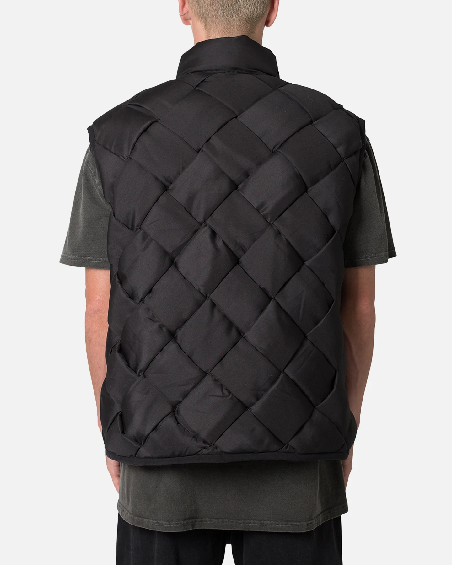 MNML Woven Puffer Vest Black - Image 4