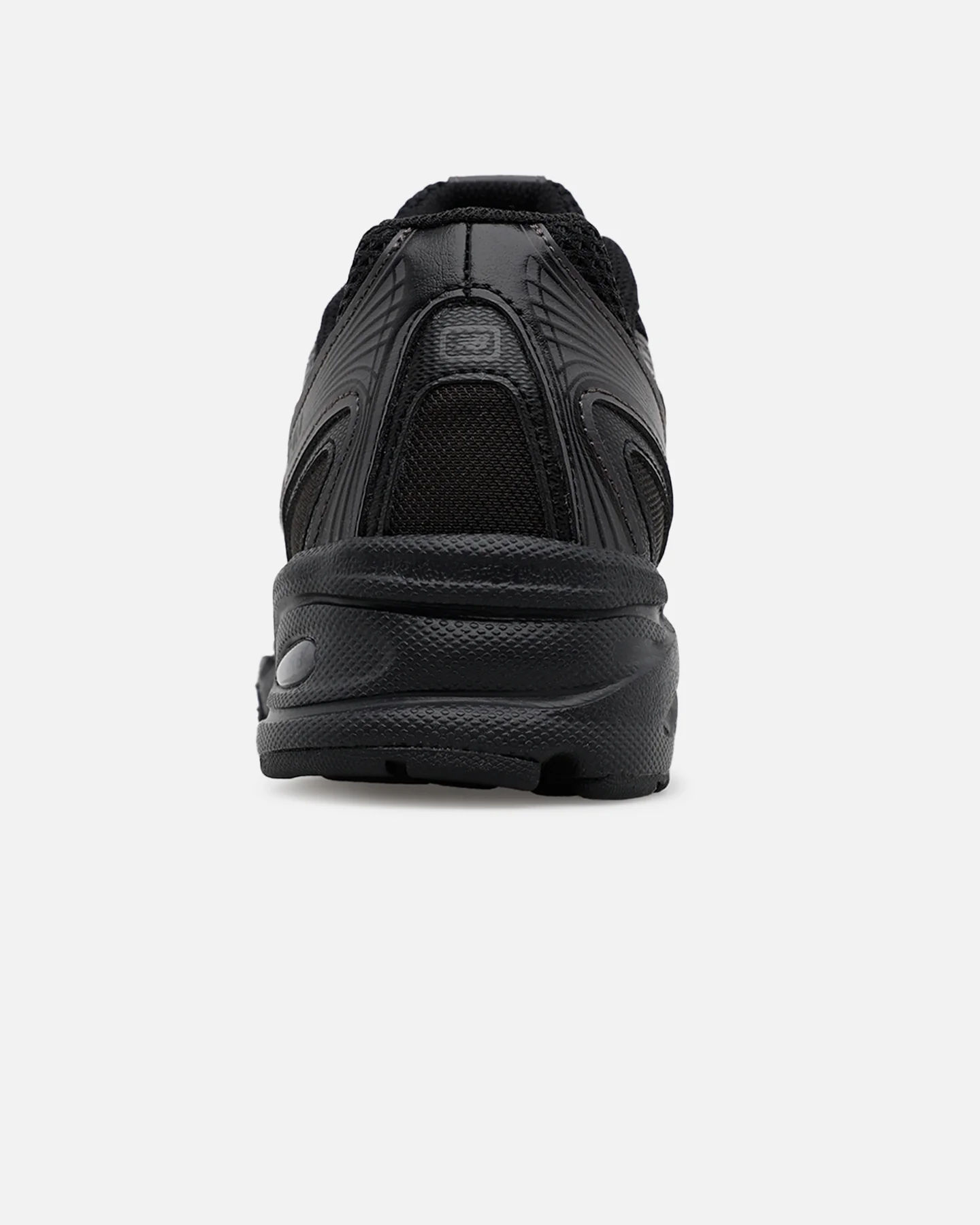 New Balance 740 Black/Black - Image 9