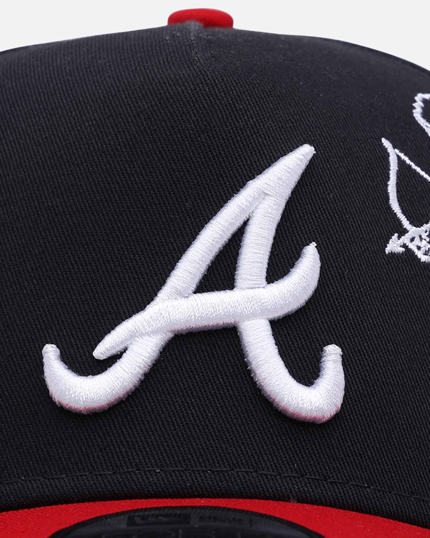 New Era Atlanta Braves 'Cherub Official Team Color' 9FORTY A-Frame Snapback Navy/Red - Image 5