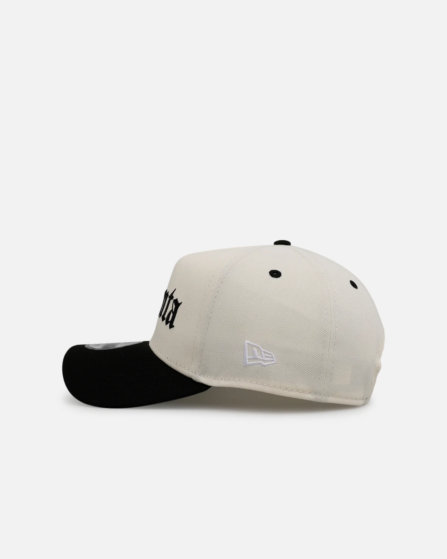 New Era Atlanta Braves 'City Pack' 9FORTY A-Frame Snapback Chrome/Black - Image 4